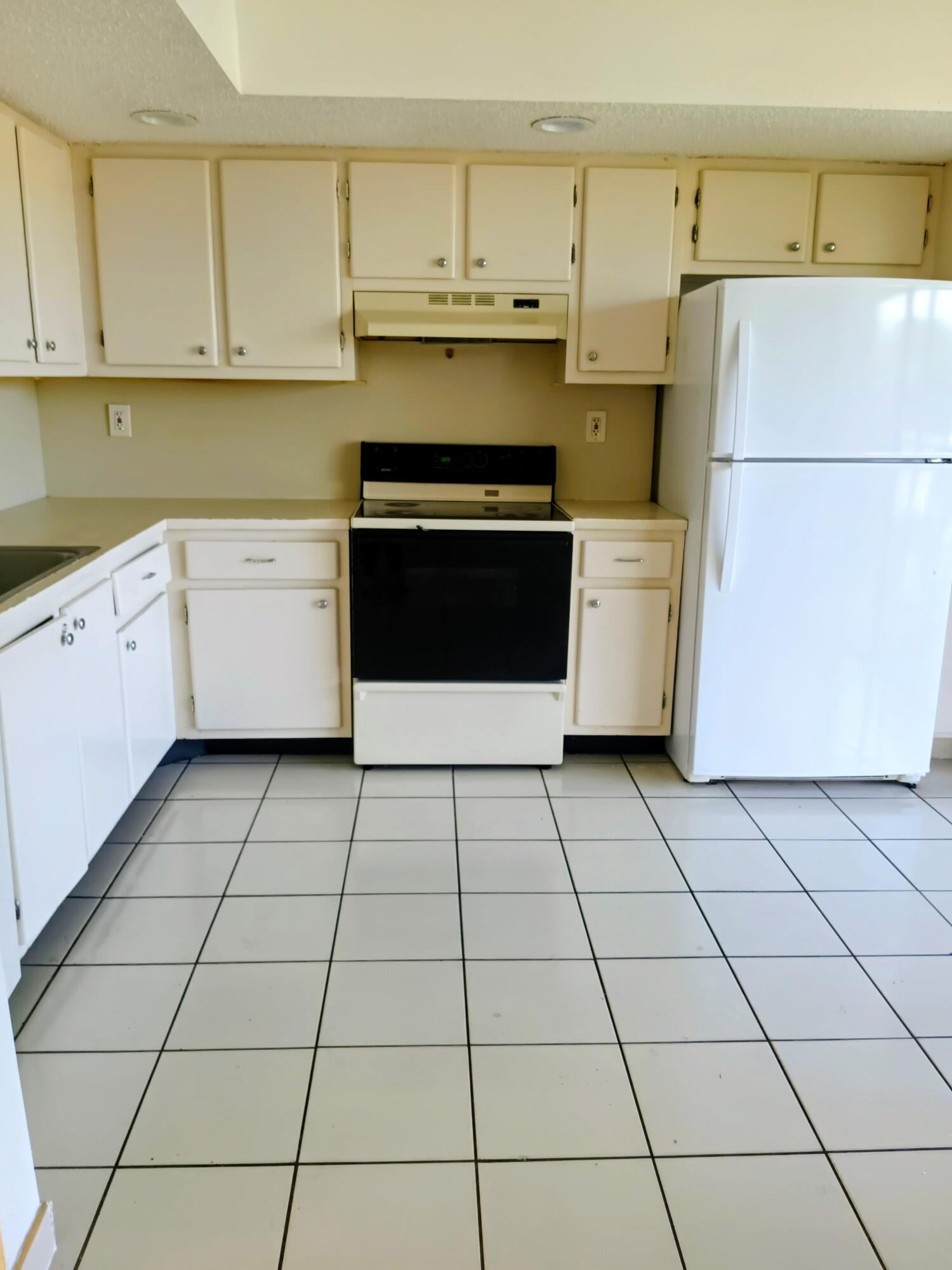 8015 SW 107th #218, Miami FL 33173