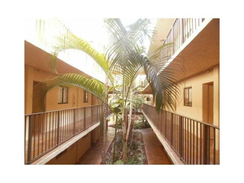 8015 SW 107th #218, Miami FL 33173