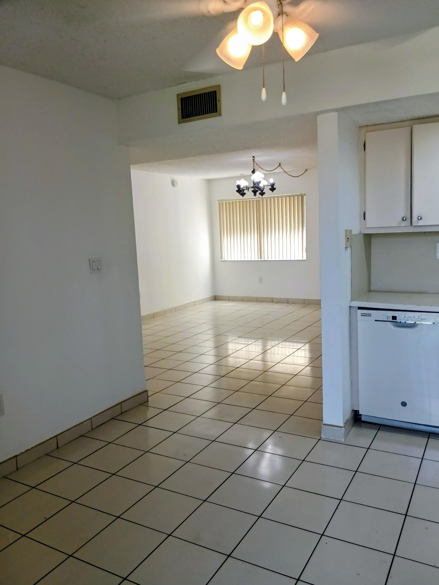 8015 SW 107th #218, Miami FL 33173