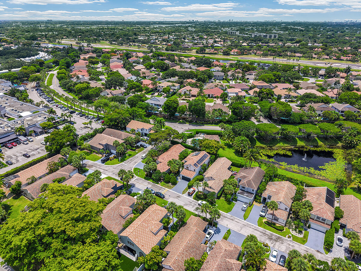 6168 La Vida, Boca Raton FL 33433