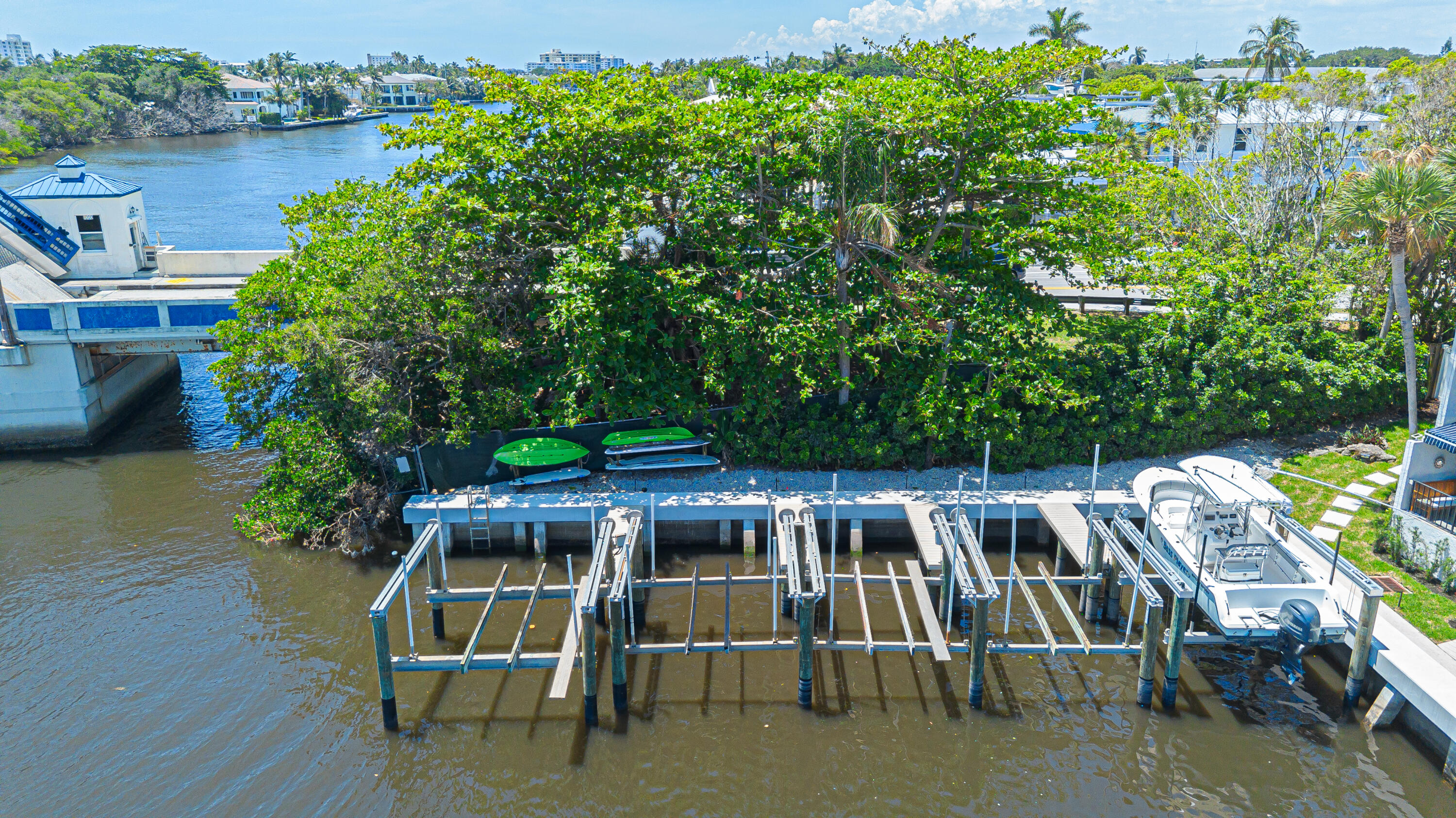801 Palm Trail #9, Delray Beach FL 33483