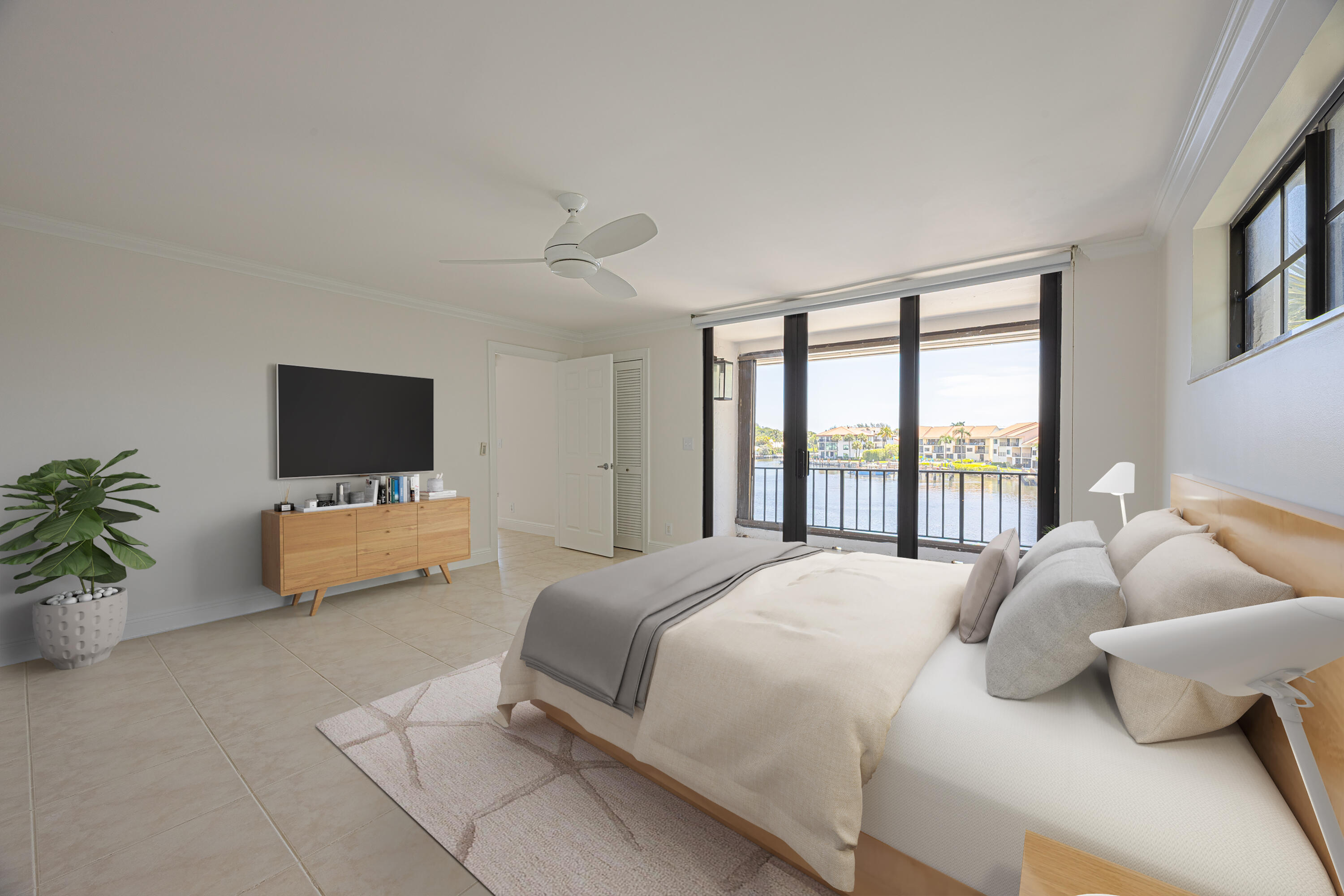 801 Palm Trail #9, Delray Beach FL 33483