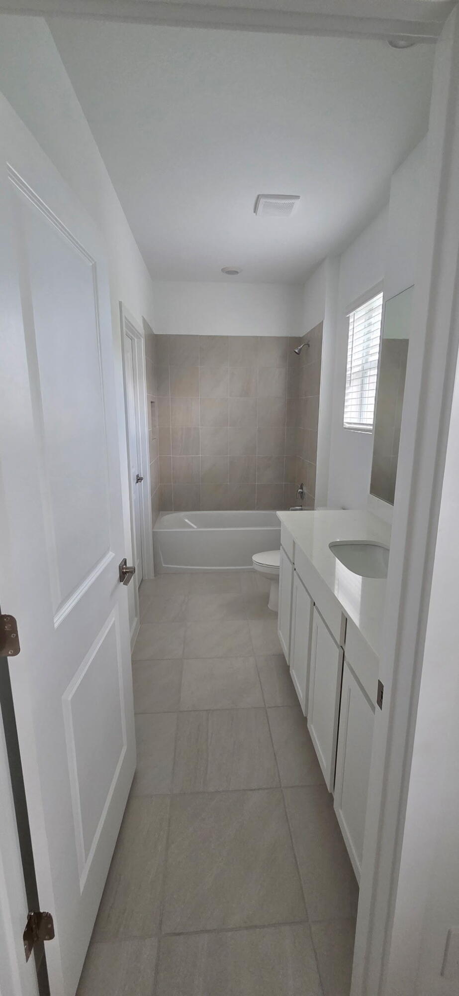 202 Lakeside Landing, Royal Palm Beach FL 33411