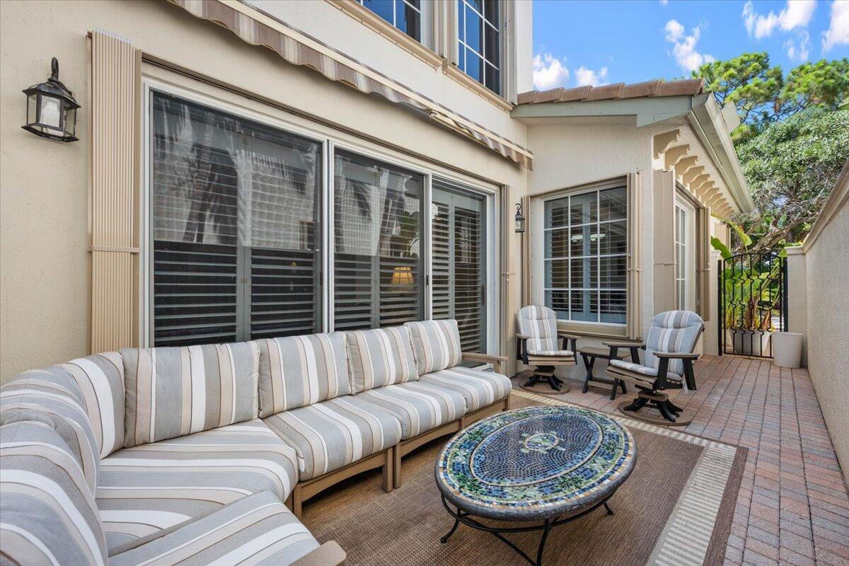 50 Stoney, Palm Beach Gardens FL 33410