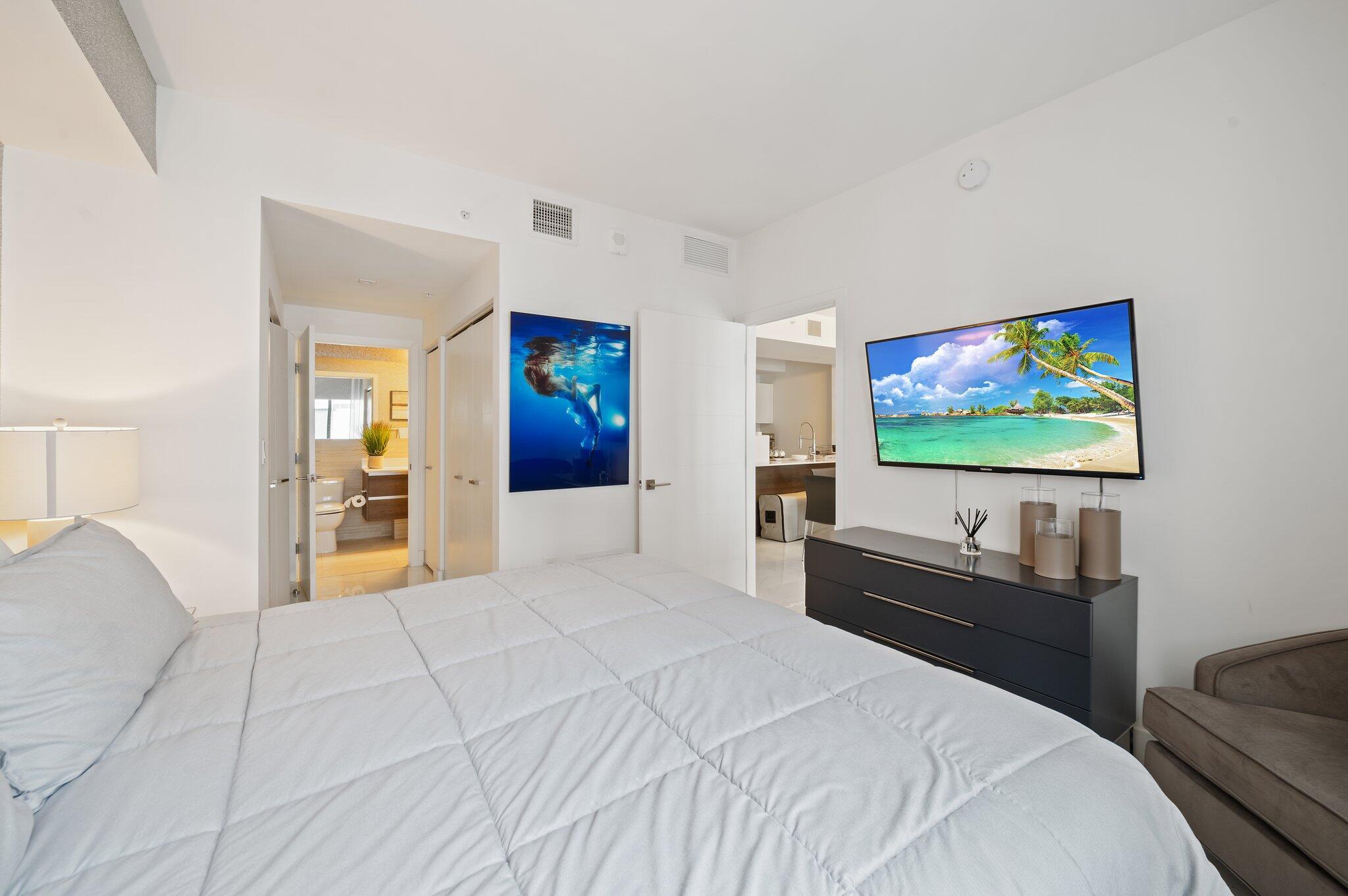 301 Altara #718, Coral Gables FL 33146