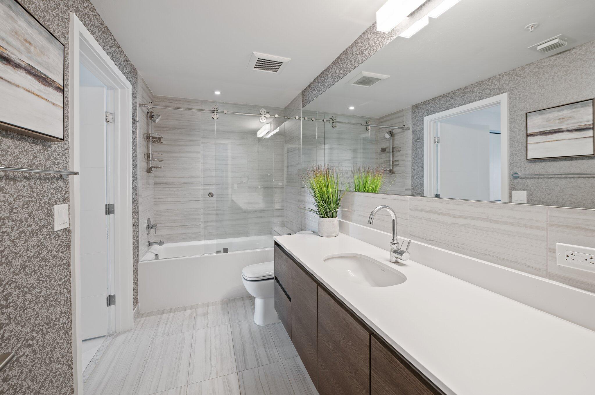 301 Altara #718, Coral Gables FL 33146