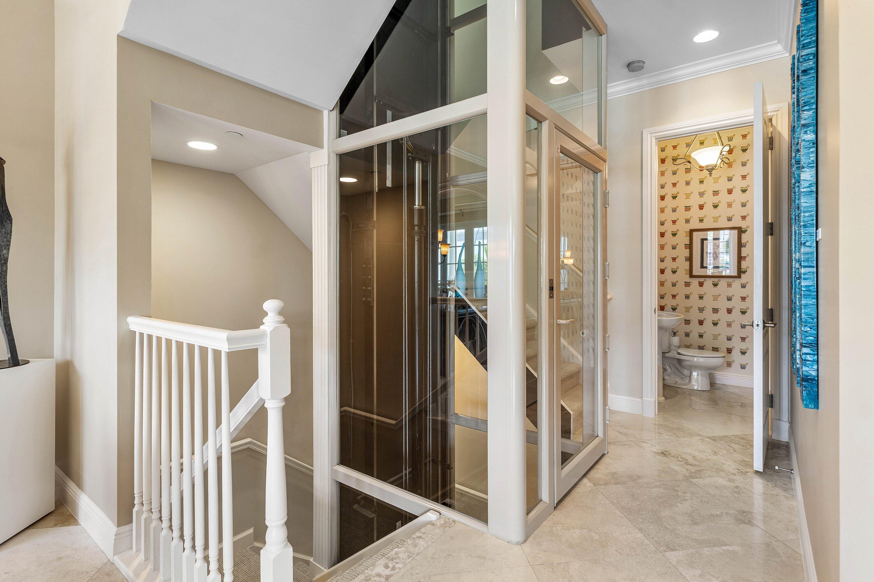 26 Marina Gardens, Palm Beach Gardens FL 33410