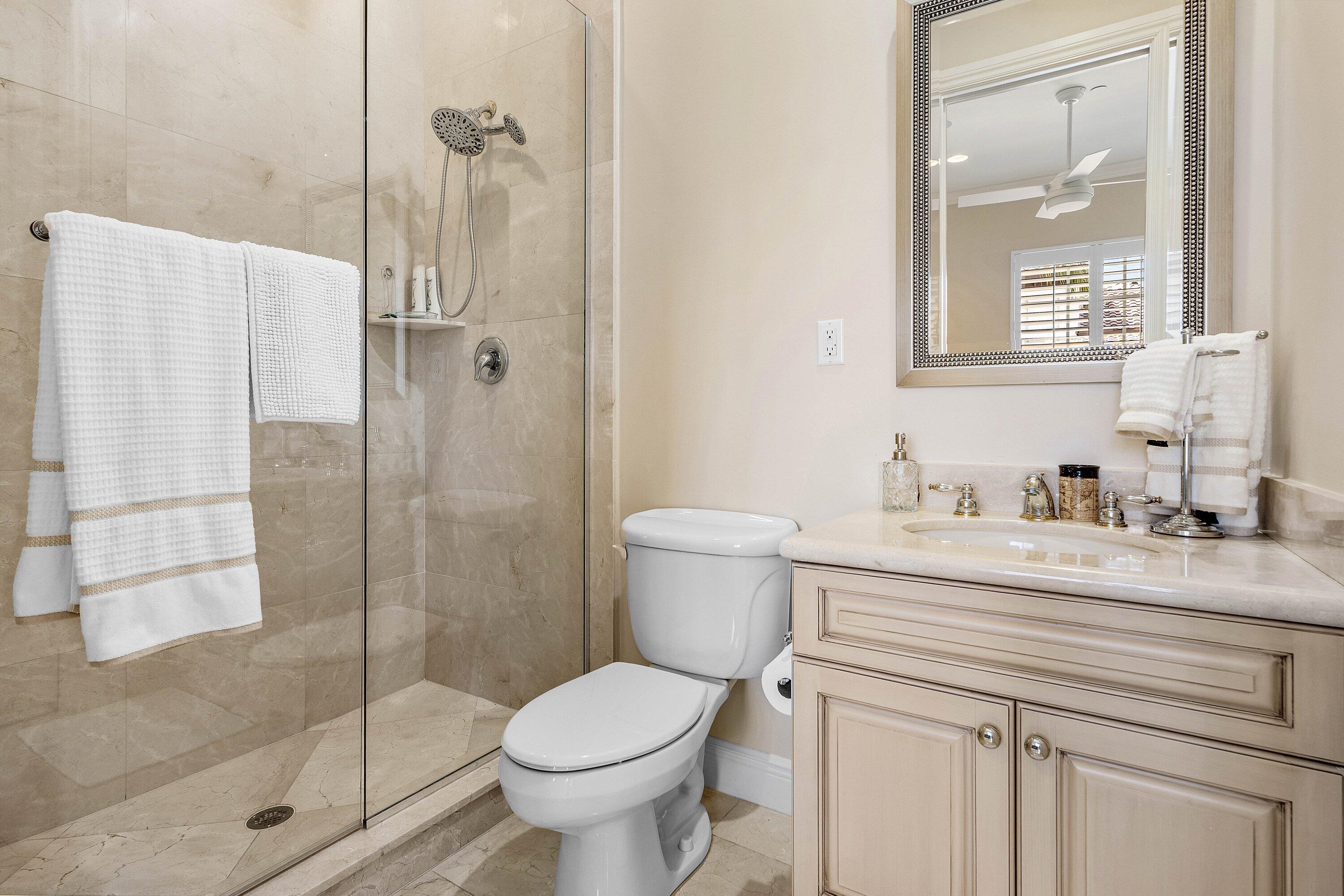 26 Marina Gardens, Palm Beach Gardens FL 33410