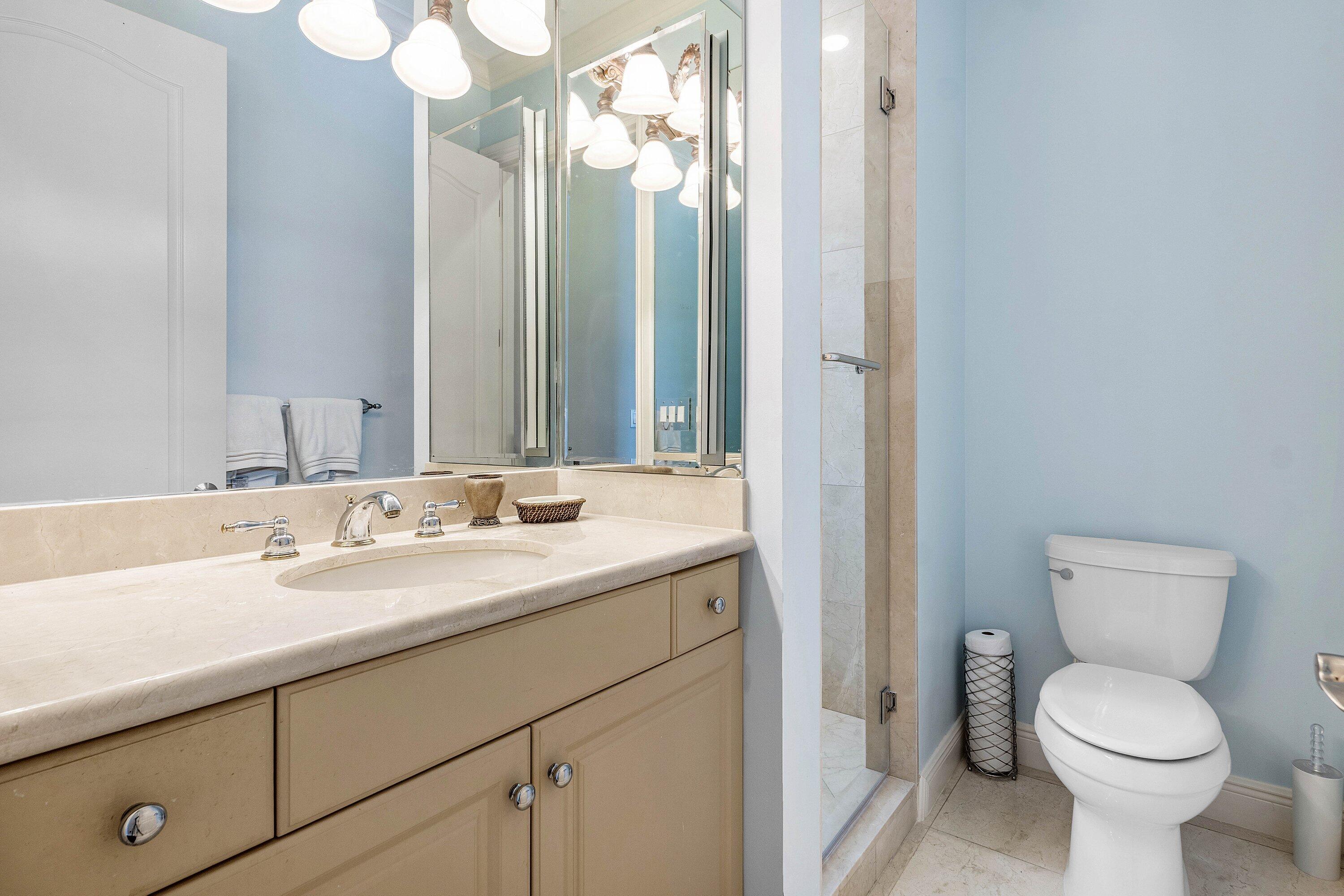 26 Marina Gardens, Palm Beach Gardens FL 33410