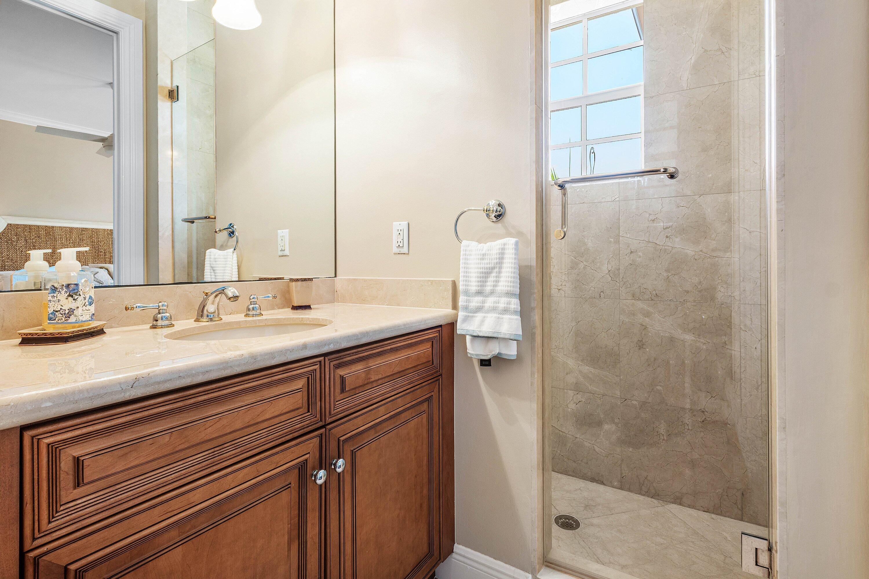 26 Marina Gardens, Palm Beach Gardens FL 33410