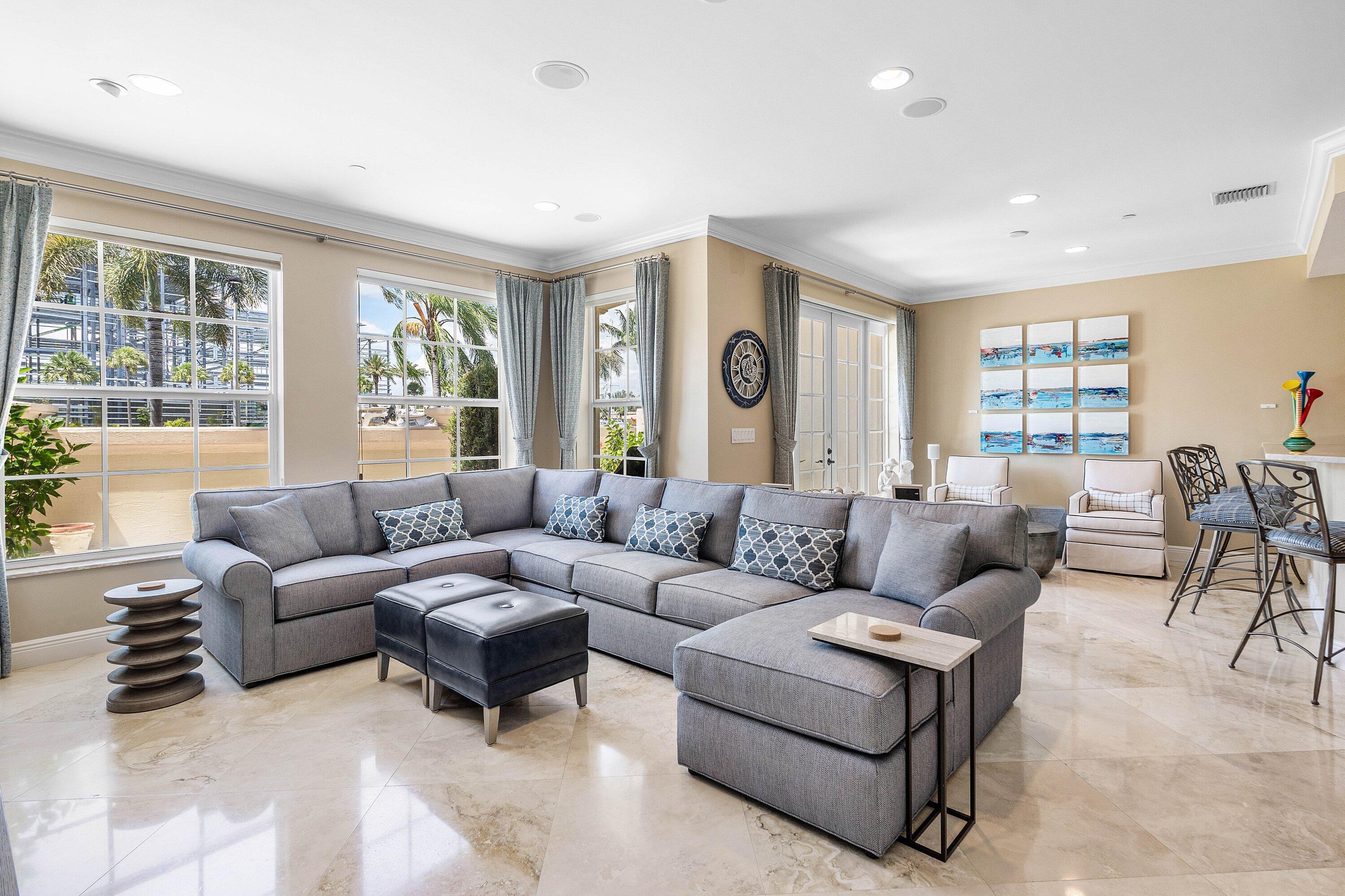 26 Marina Gardens, Palm Beach Gardens FL 33410