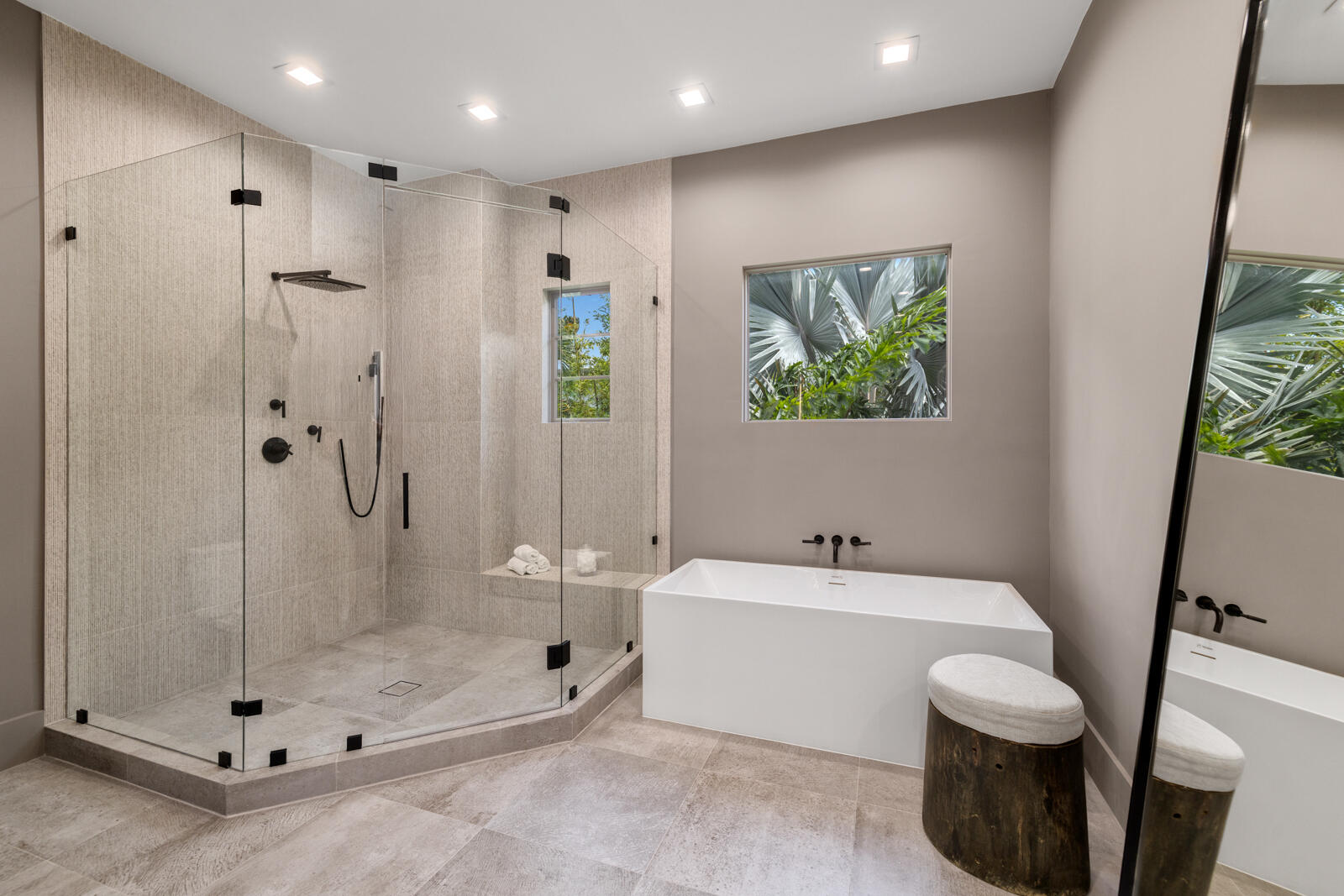 1207 Spanish River, Boca Raton FL 33432