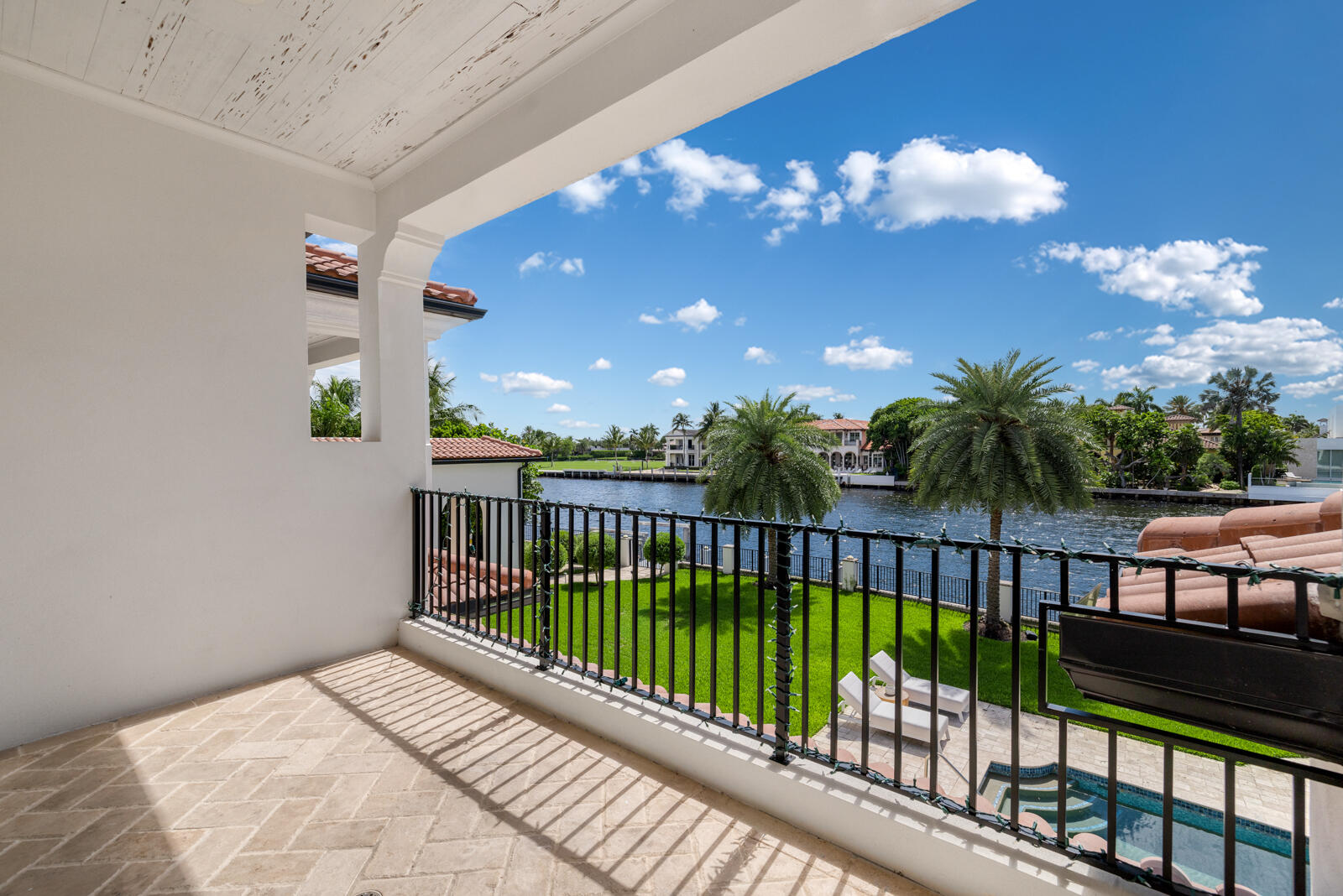 1207 Spanish River, Boca Raton FL 33432