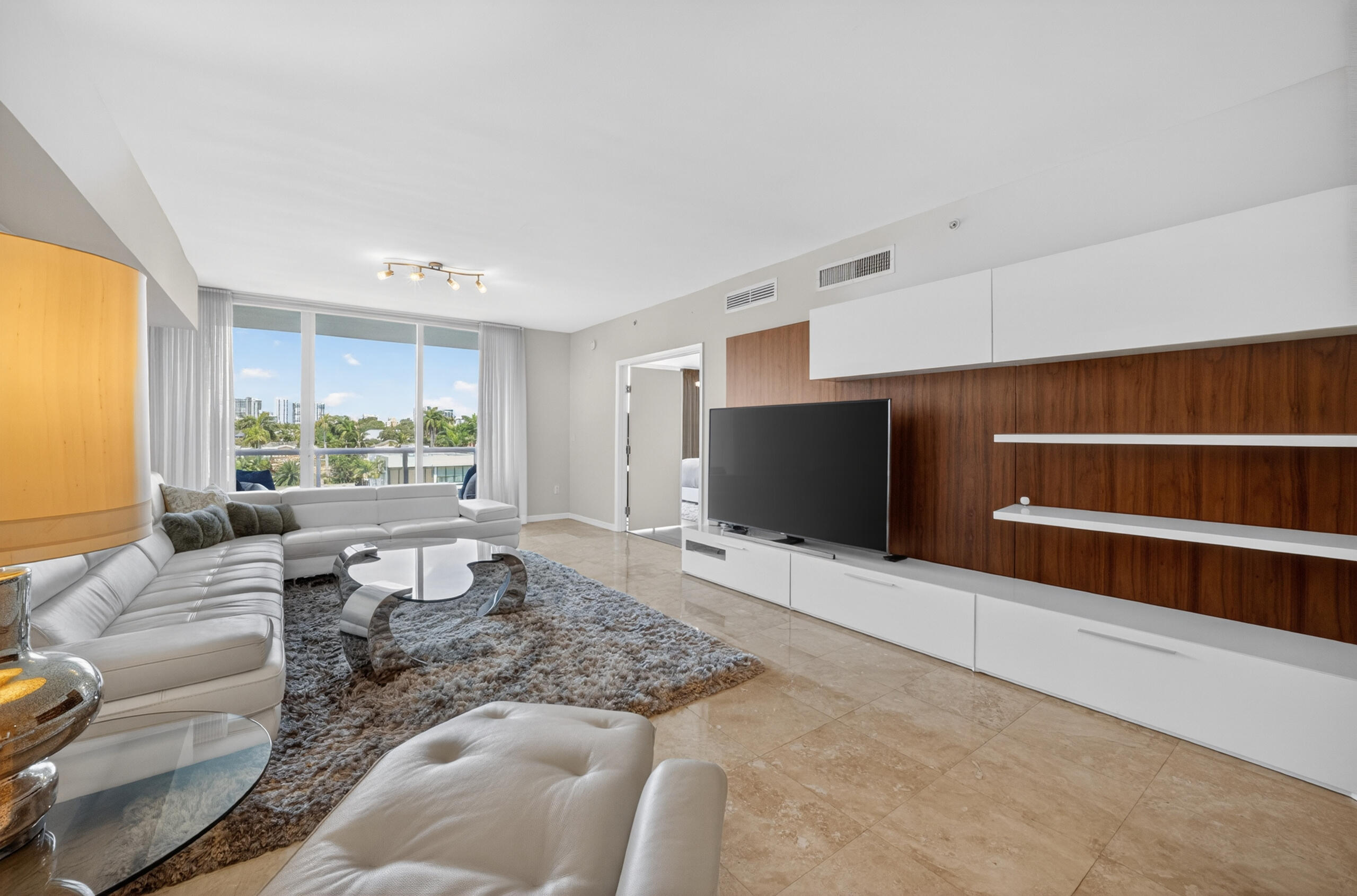 45 Hendricks #403, Fort Lauderdale FL 33301