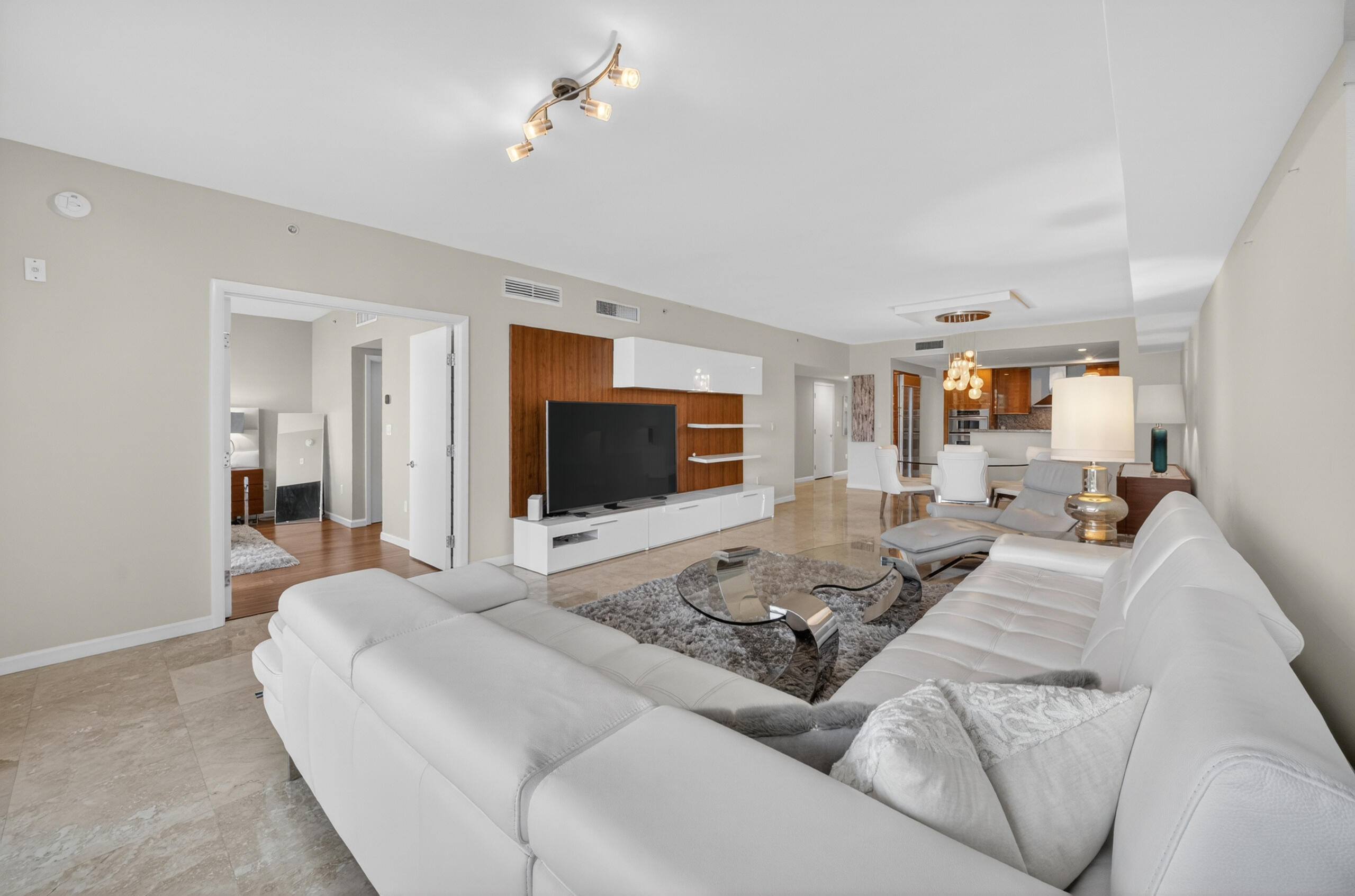 45 Hendricks #403, Fort Lauderdale FL 33301