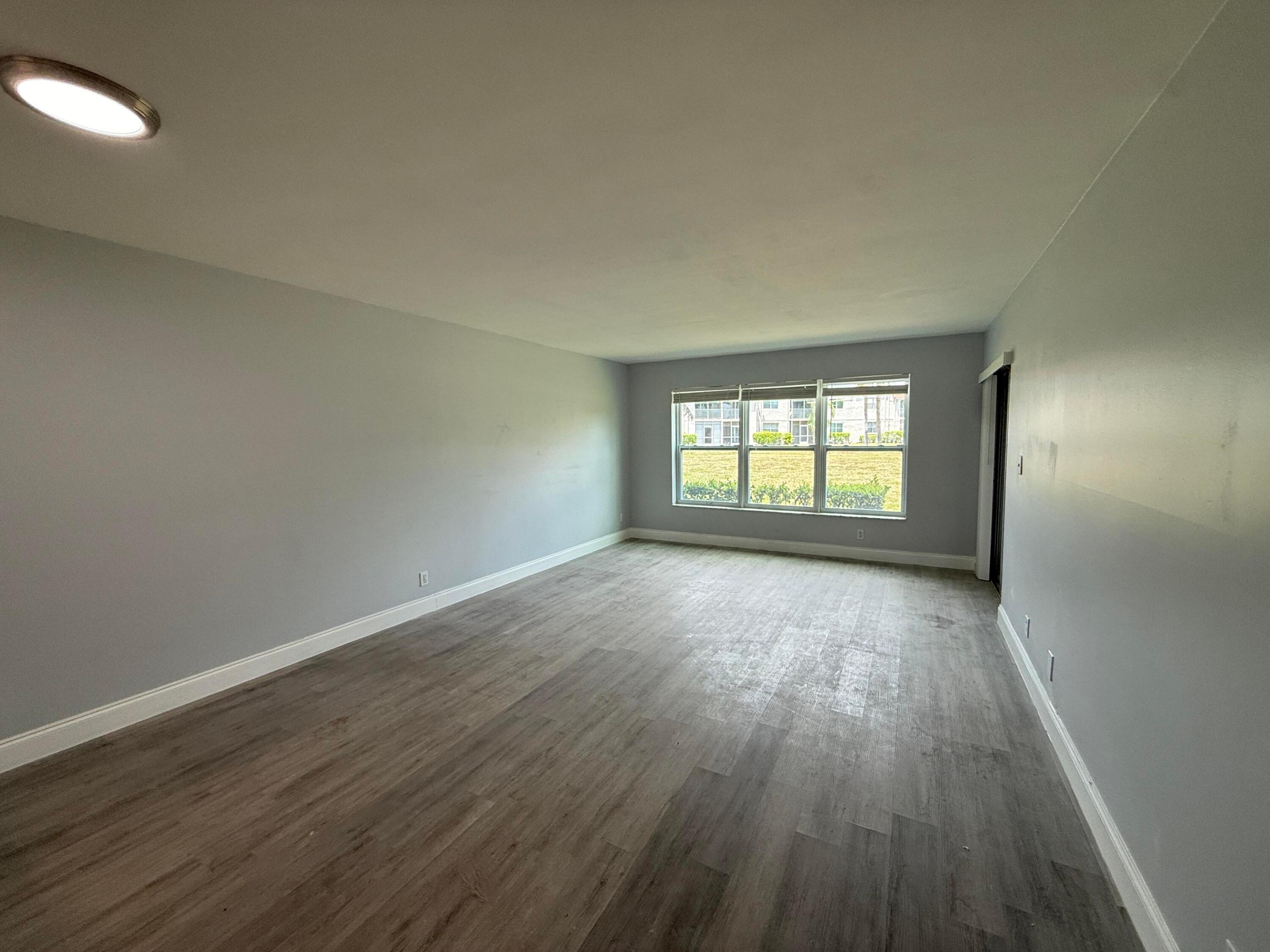 7355 Woodmont #107, Tamarac FL 33321