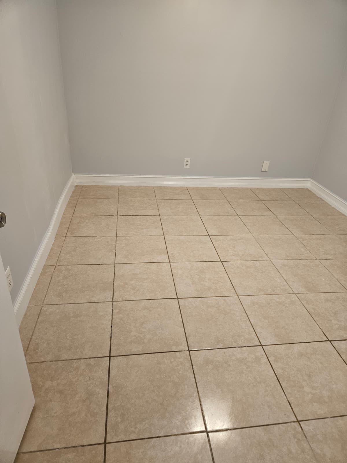 7355 Woodmont #107, Tamarac FL 33321
