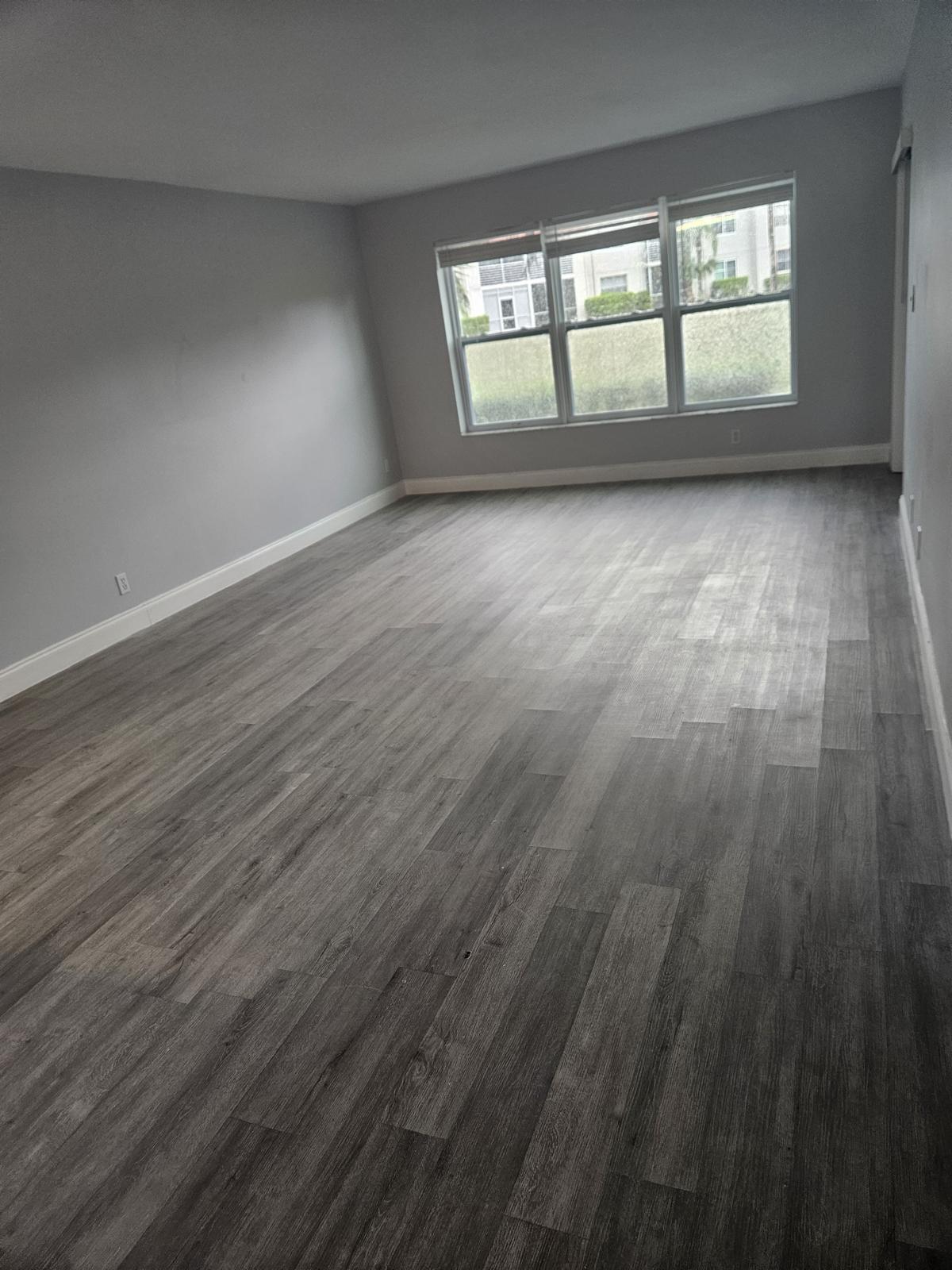 7355 Woodmont #107, Tamarac FL 33321
