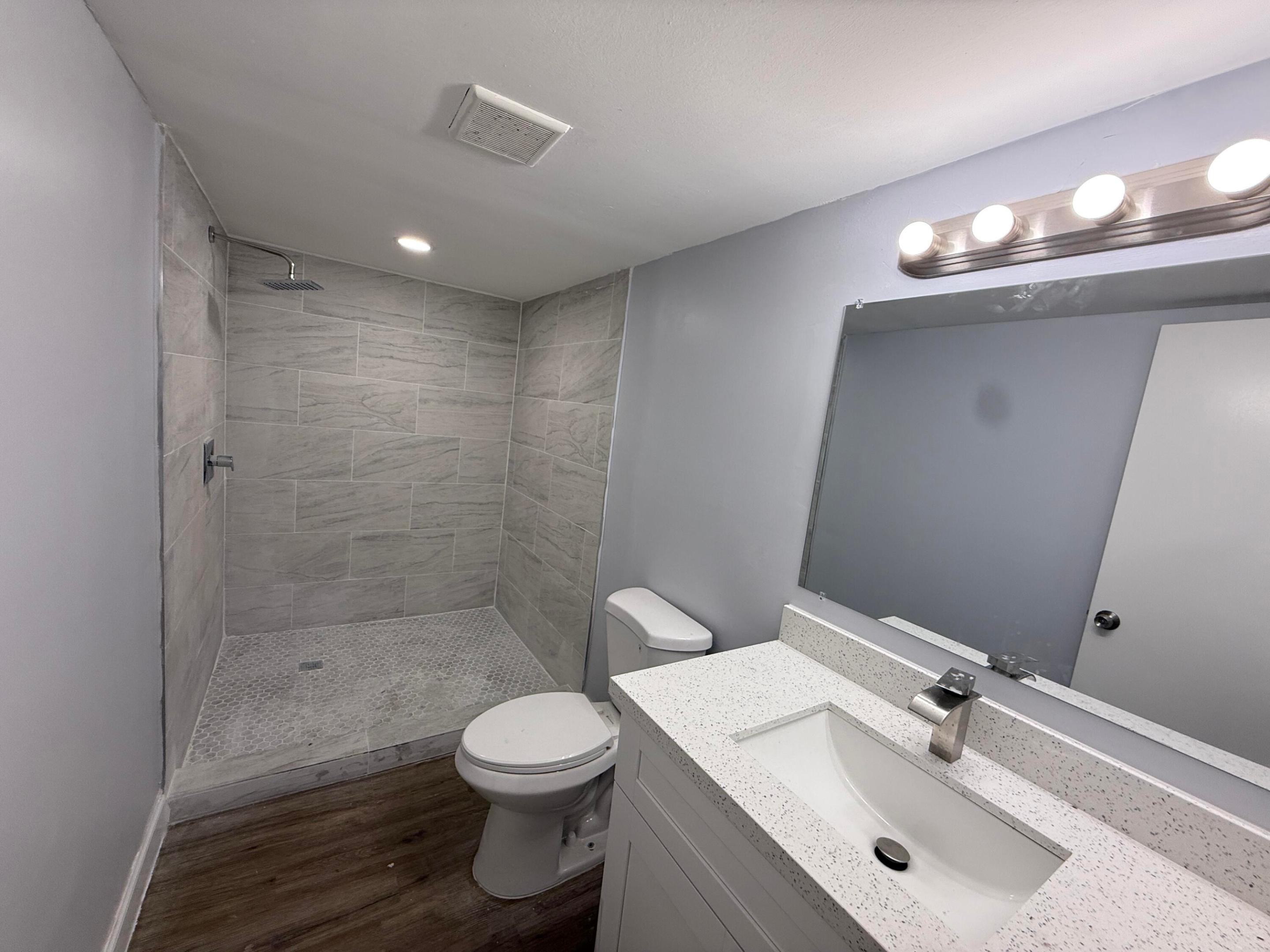 7355 Woodmont #107, Tamarac FL 33321