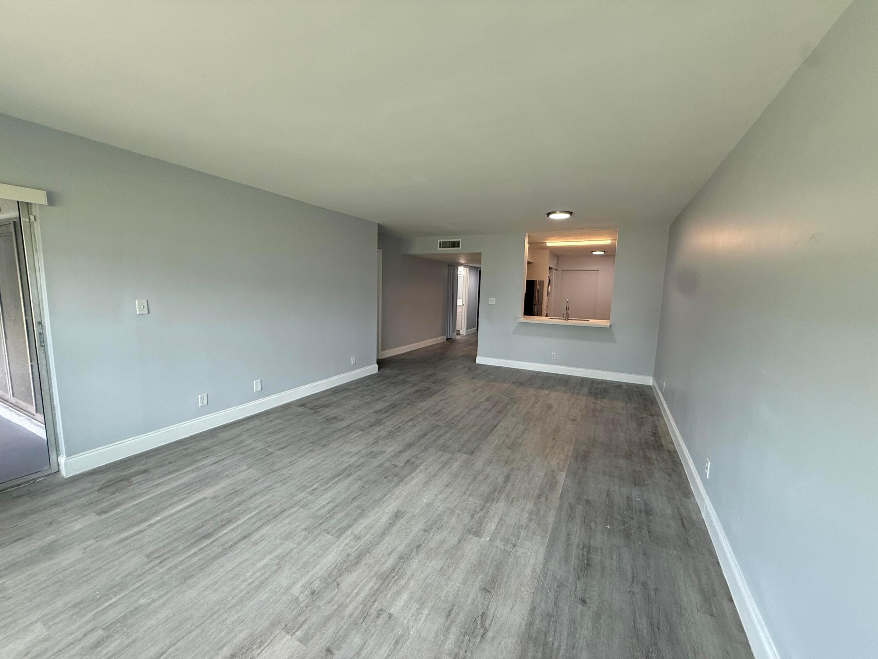 7355 Woodmont #107, Tamarac FL 33321