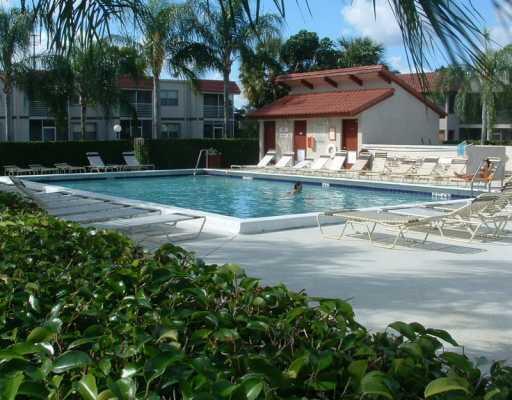 7355 Woodmont #107, Tamarac FL 33321