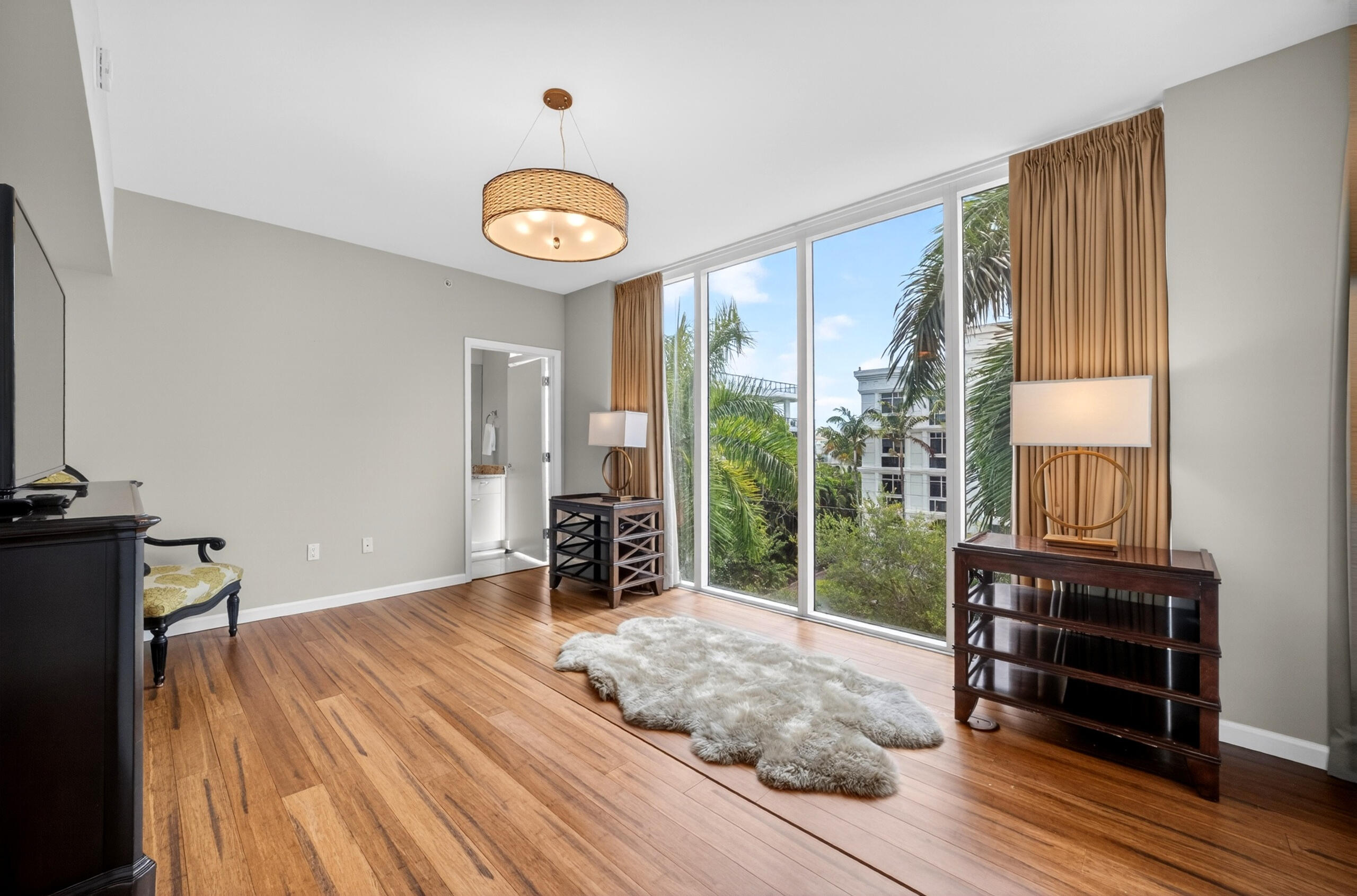 45 Hendricks #403, Fort Lauderdale FL 33301