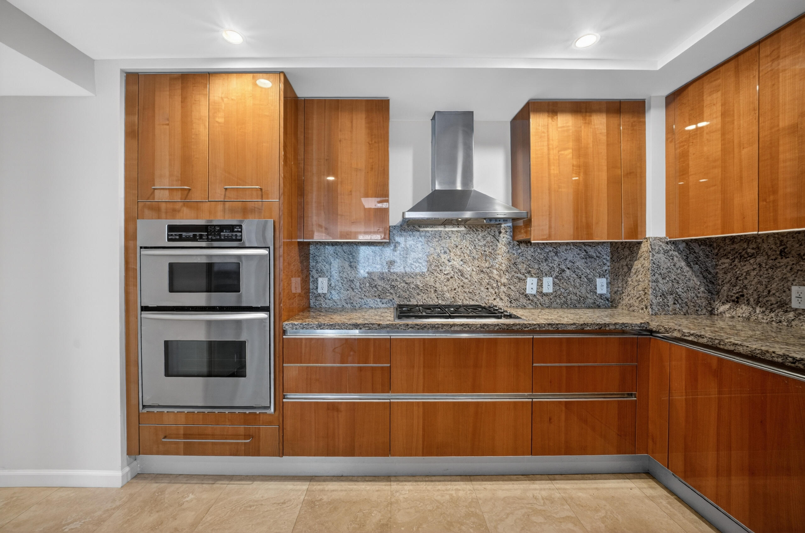 45 Hendricks #403, Fort Lauderdale FL 33301