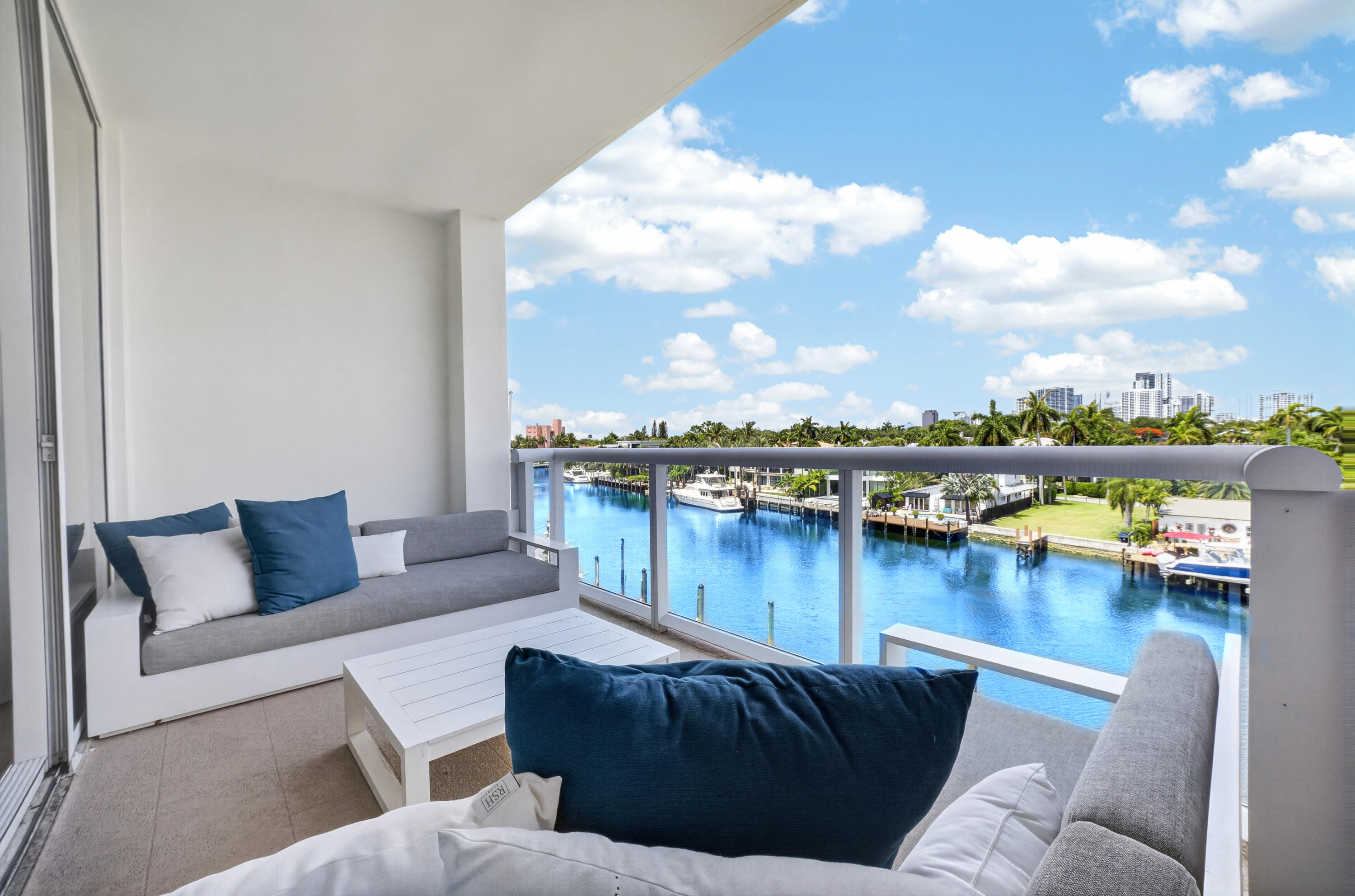 45 Hendricks #403, Fort Lauderdale FL 33301