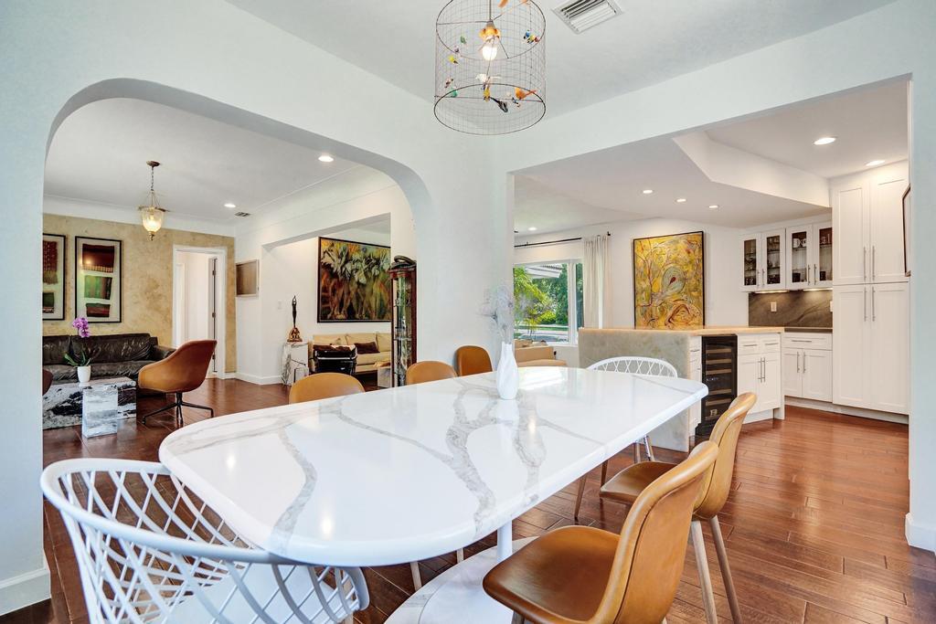 5 Gatehouse, Sea Ranch Lakes FL 33308