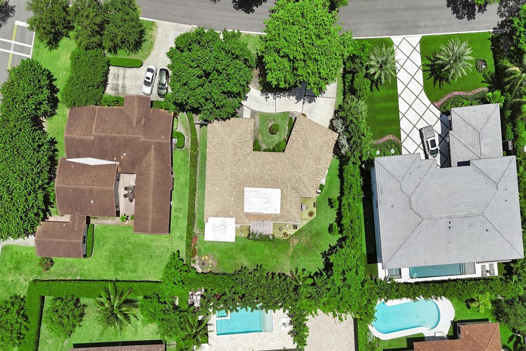 5 Gatehouse, Sea Ranch Lakes FL 33308