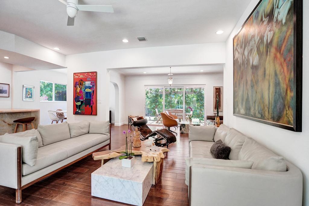 5 Gatehouse, Sea Ranch Lakes FL 33308
