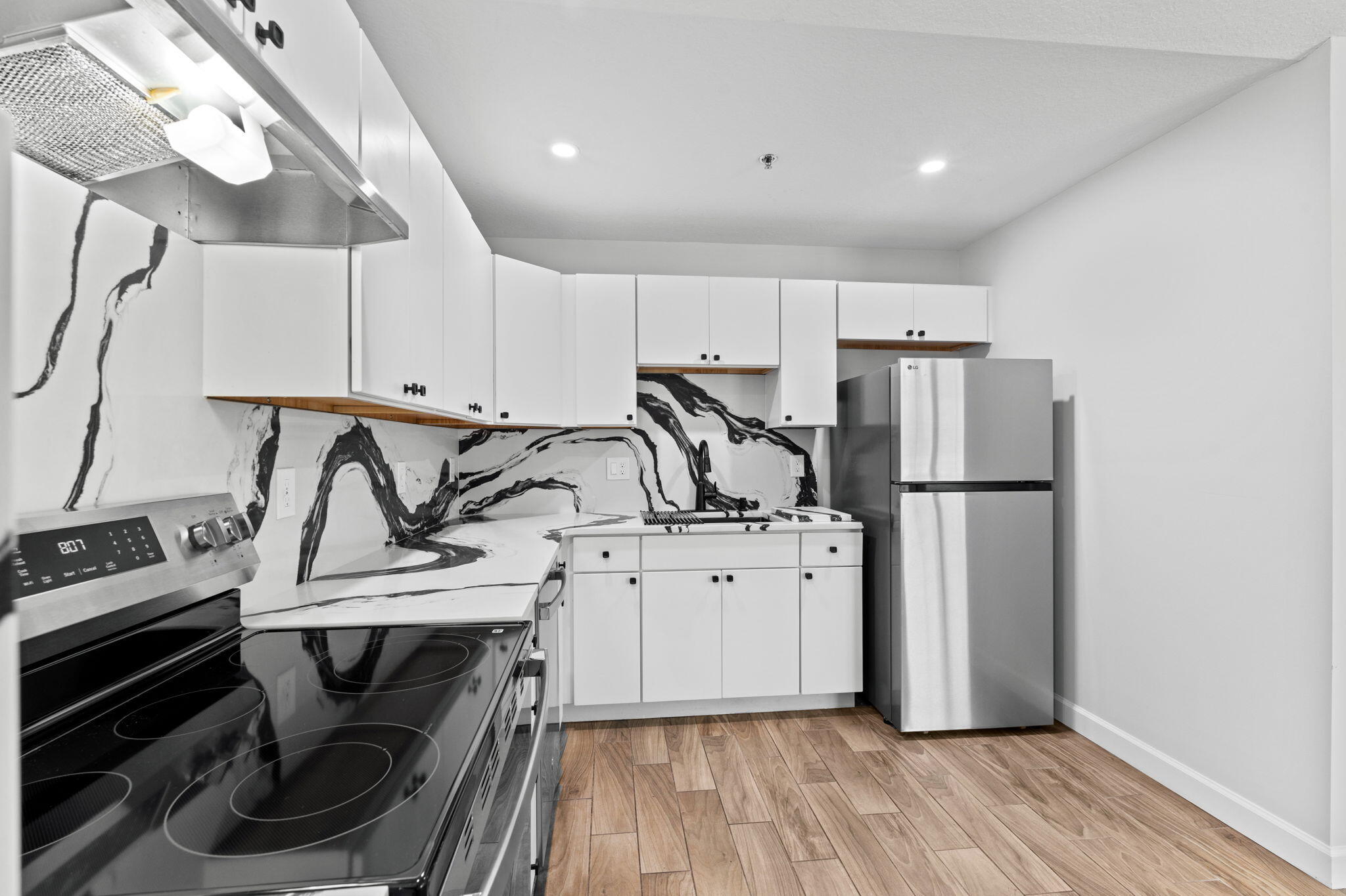 56 W 12th #D, Riviera Beach FL 33404