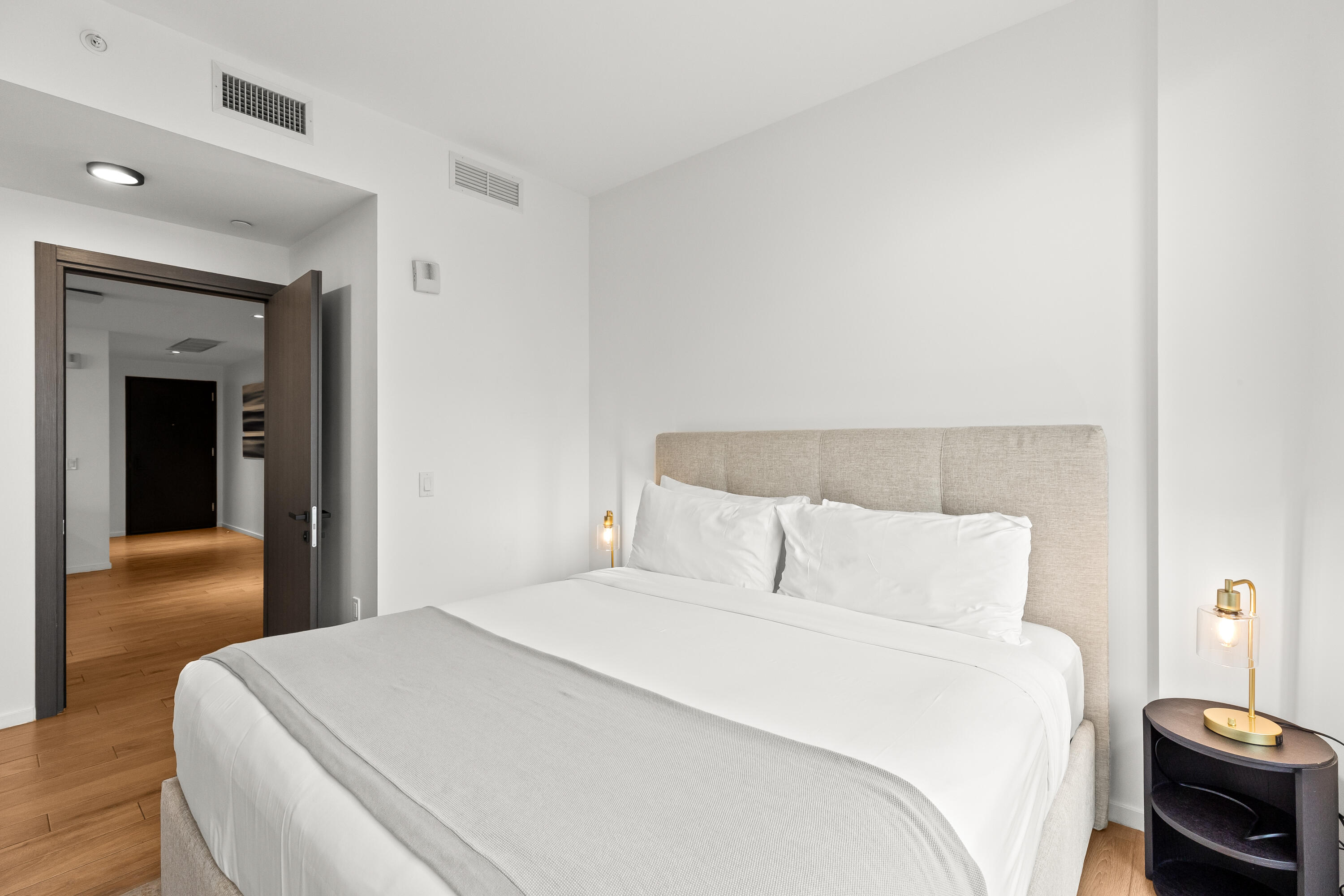 398 NE 5th #2118, Miami FL 33132