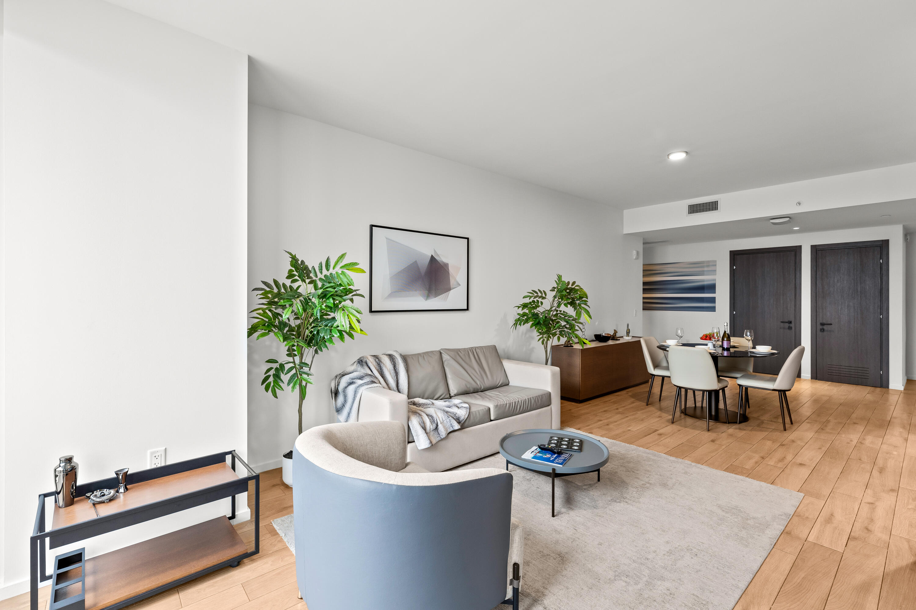 398 NE 5th #2118, Miami FL 33132