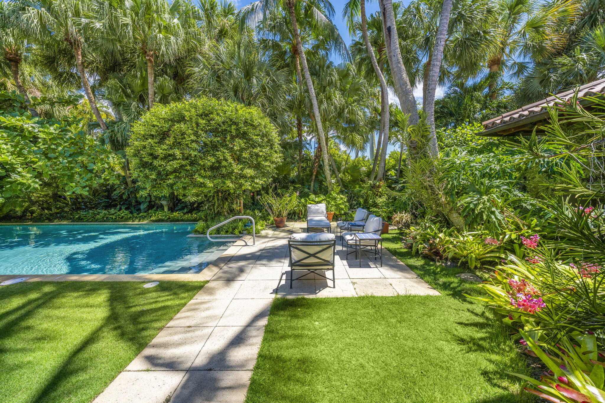 6 La Costa, Palm Beach FL 33480