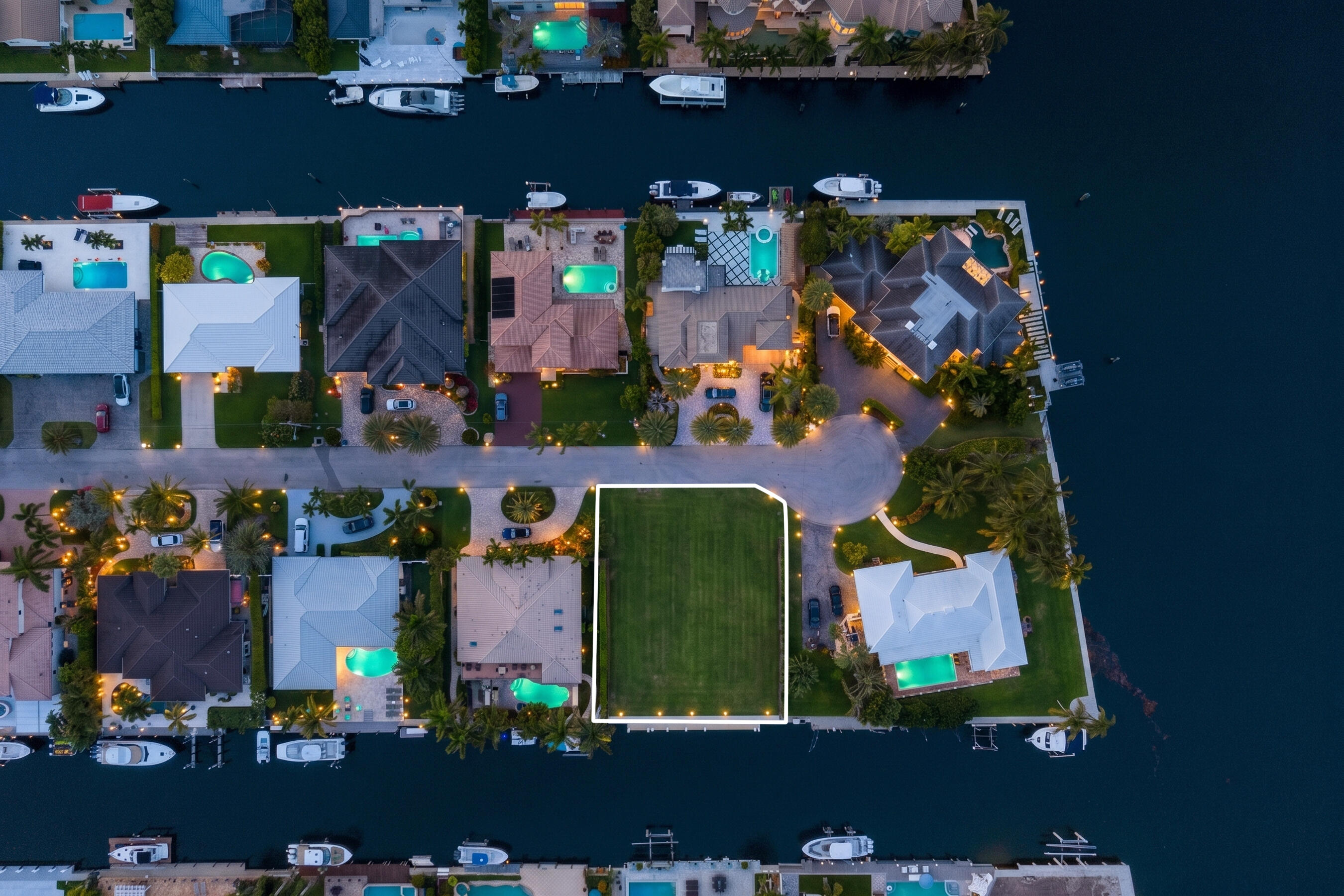 876 Forsyth, Boca Raton FL 33487