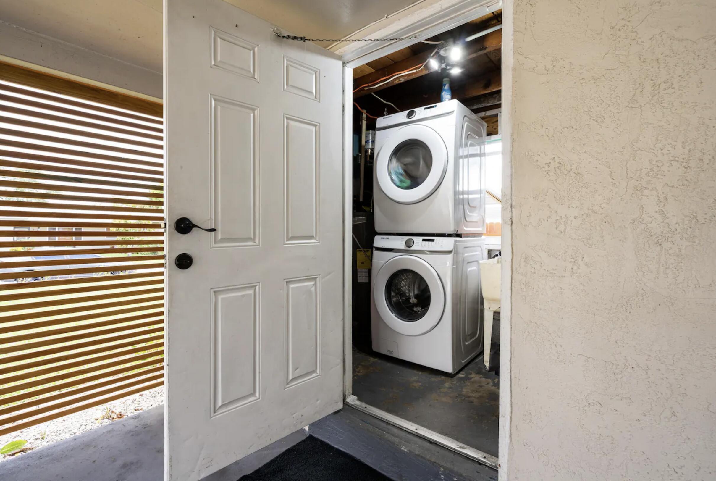 2401 Avenue Q, West Palm Beach FL 33404