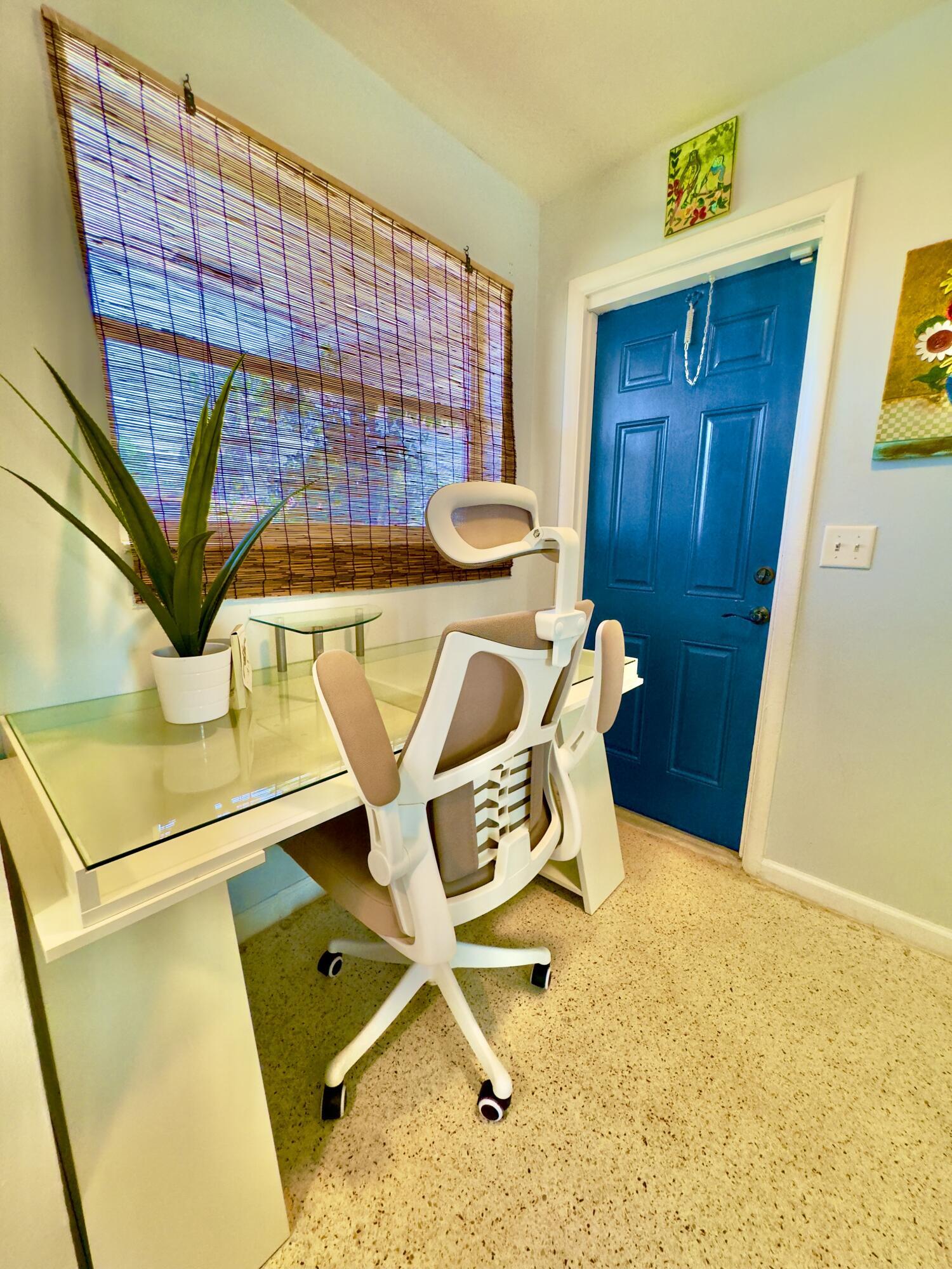 2401 Avenue Q, West Palm Beach FL 33404