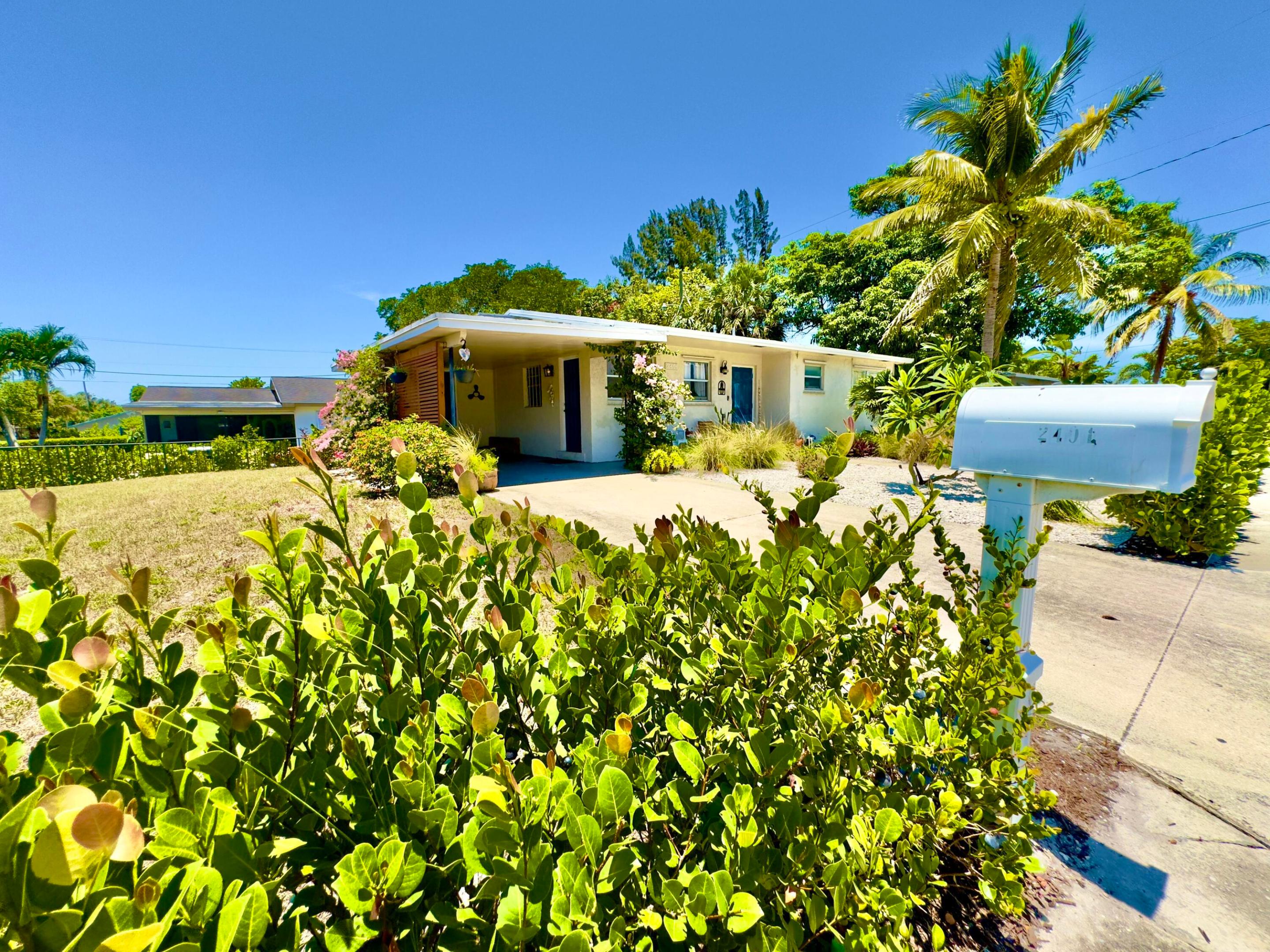 2401 Avenue Q, West Palm Beach FL 33404