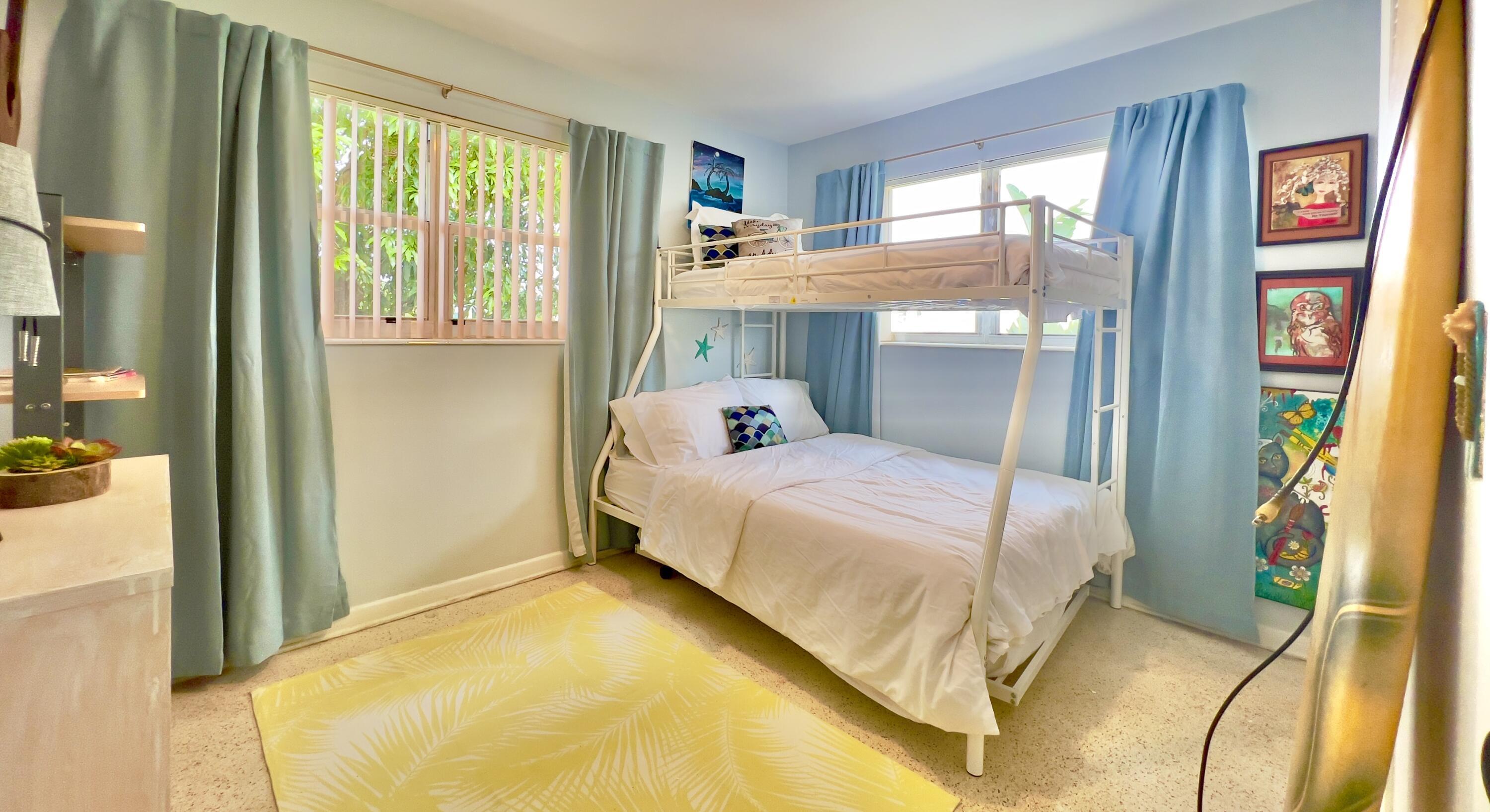 2401 Avenue Q, West Palm Beach FL 33404