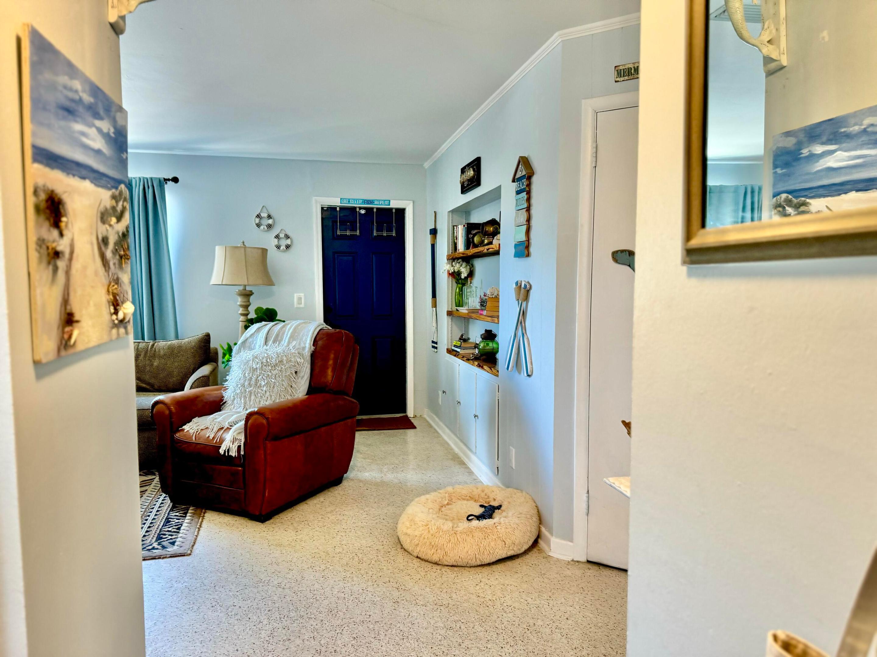 2401 Avenue Q, West Palm Beach FL 33404