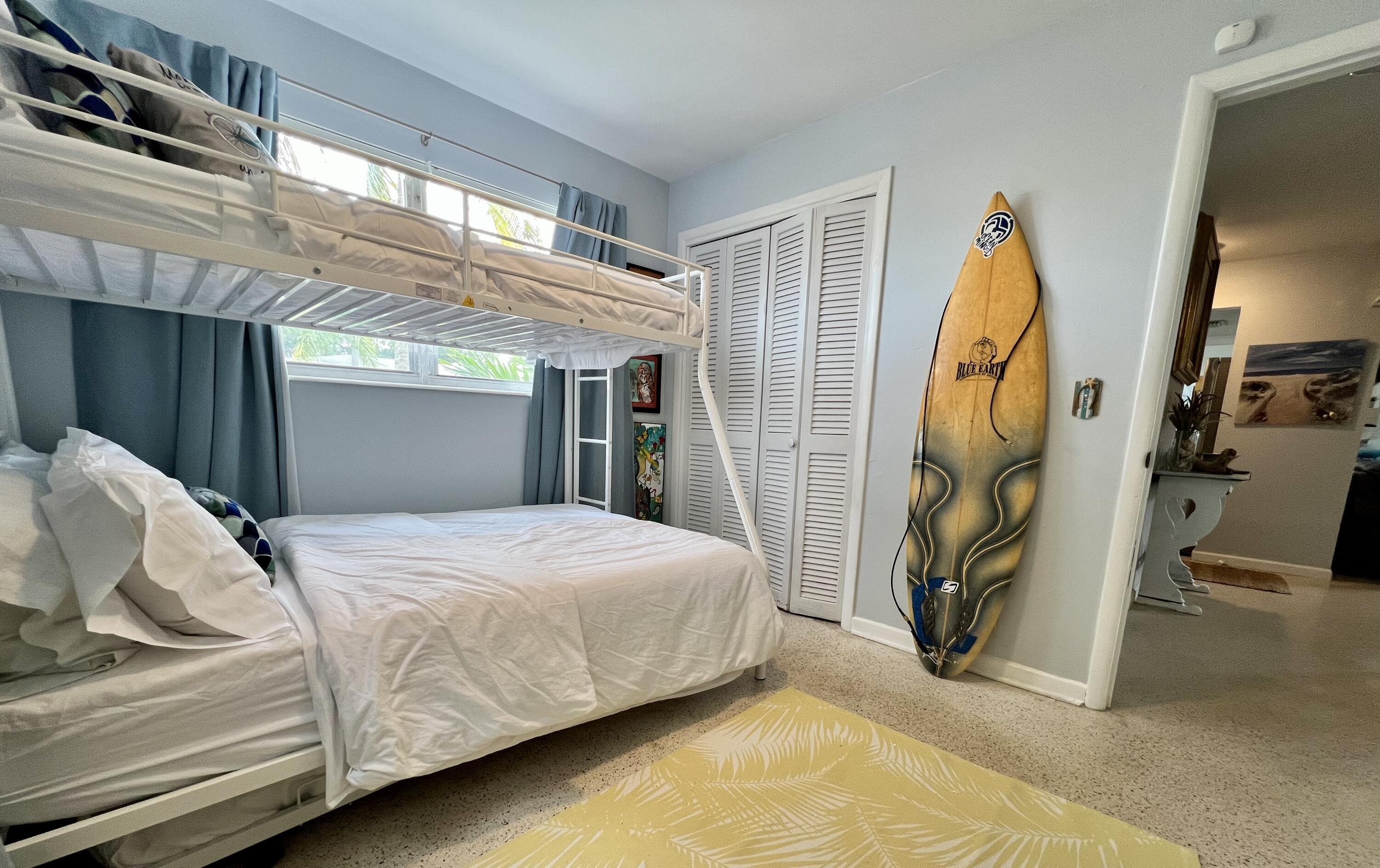 2401 Avenue Q, West Palm Beach FL 33404