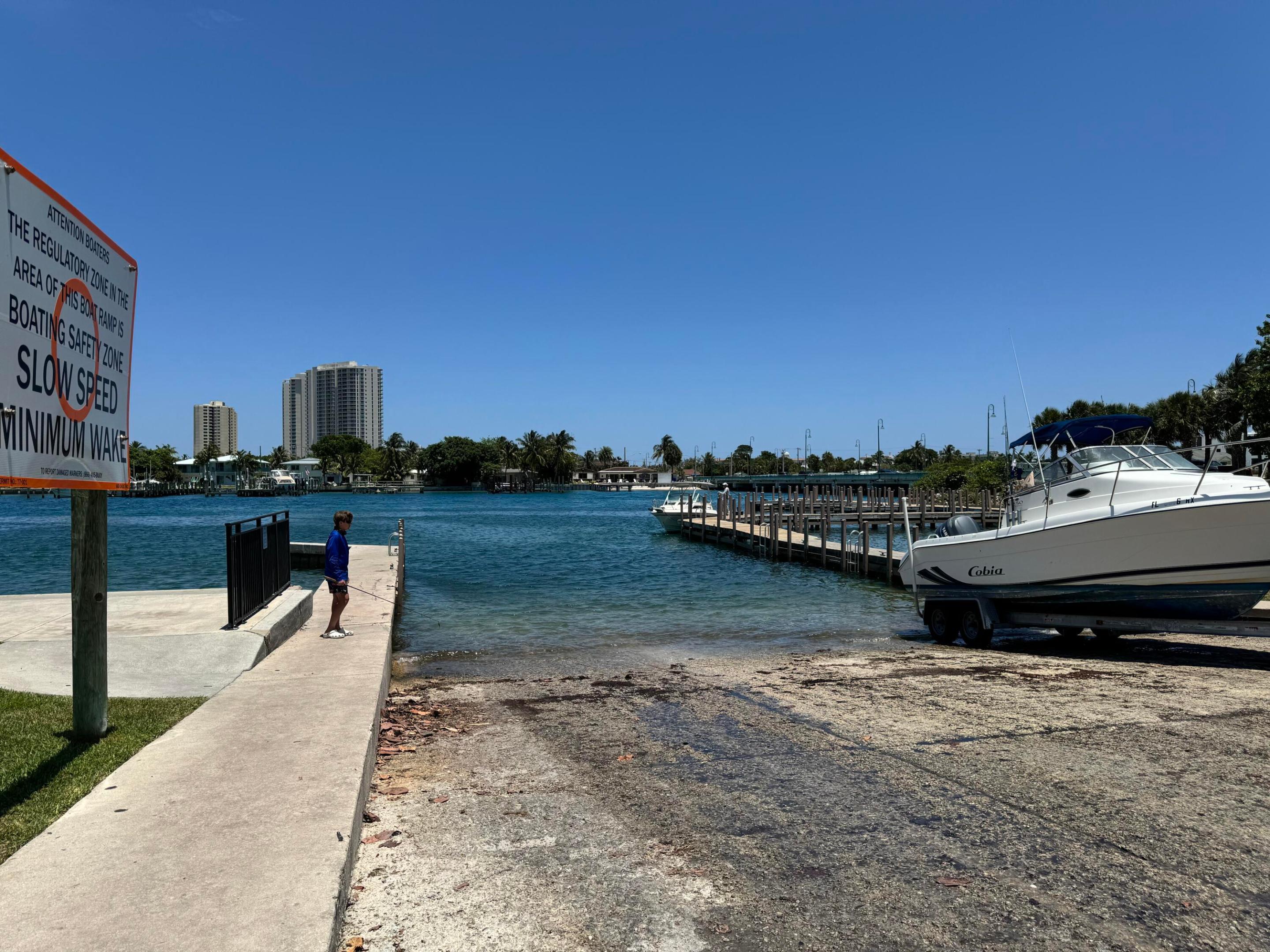 2401 Avenue Q, West Palm Beach FL 33404