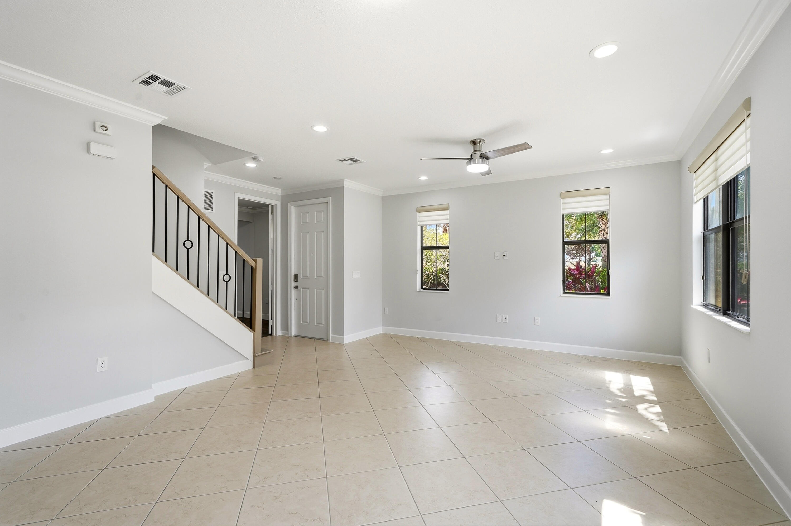 3390 NW 125th, Sunrise FL 33323