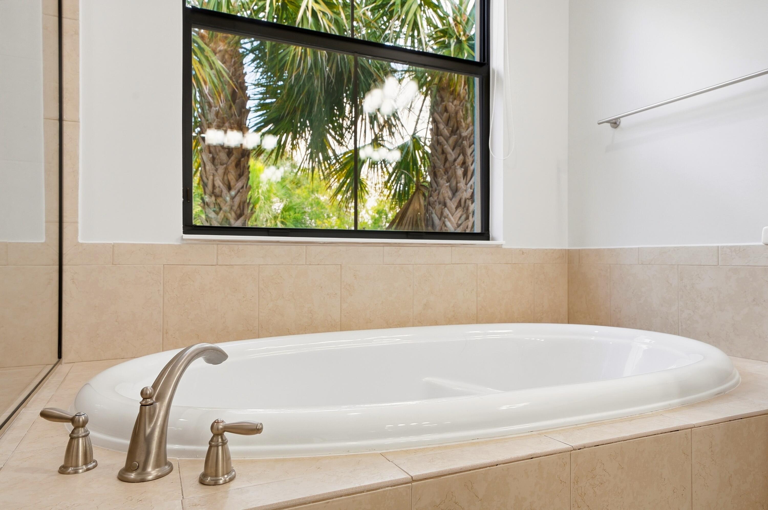 3390 NW 125th, Sunrise FL 33323
