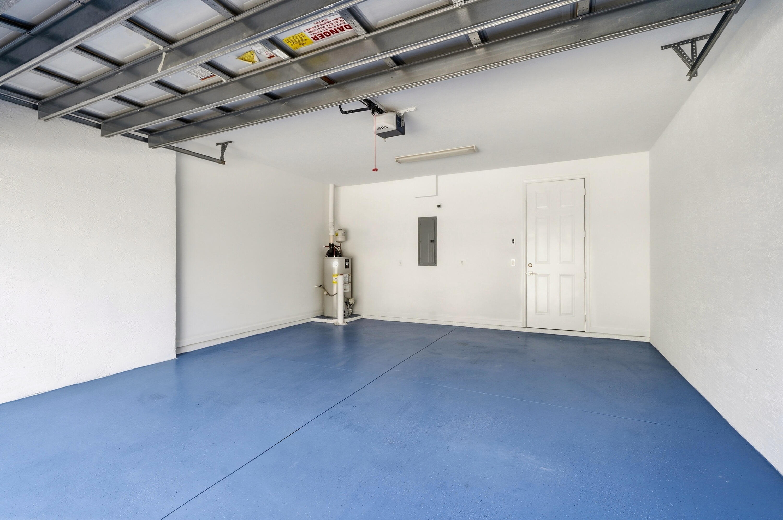 3390 NW 125th, Sunrise FL 33323