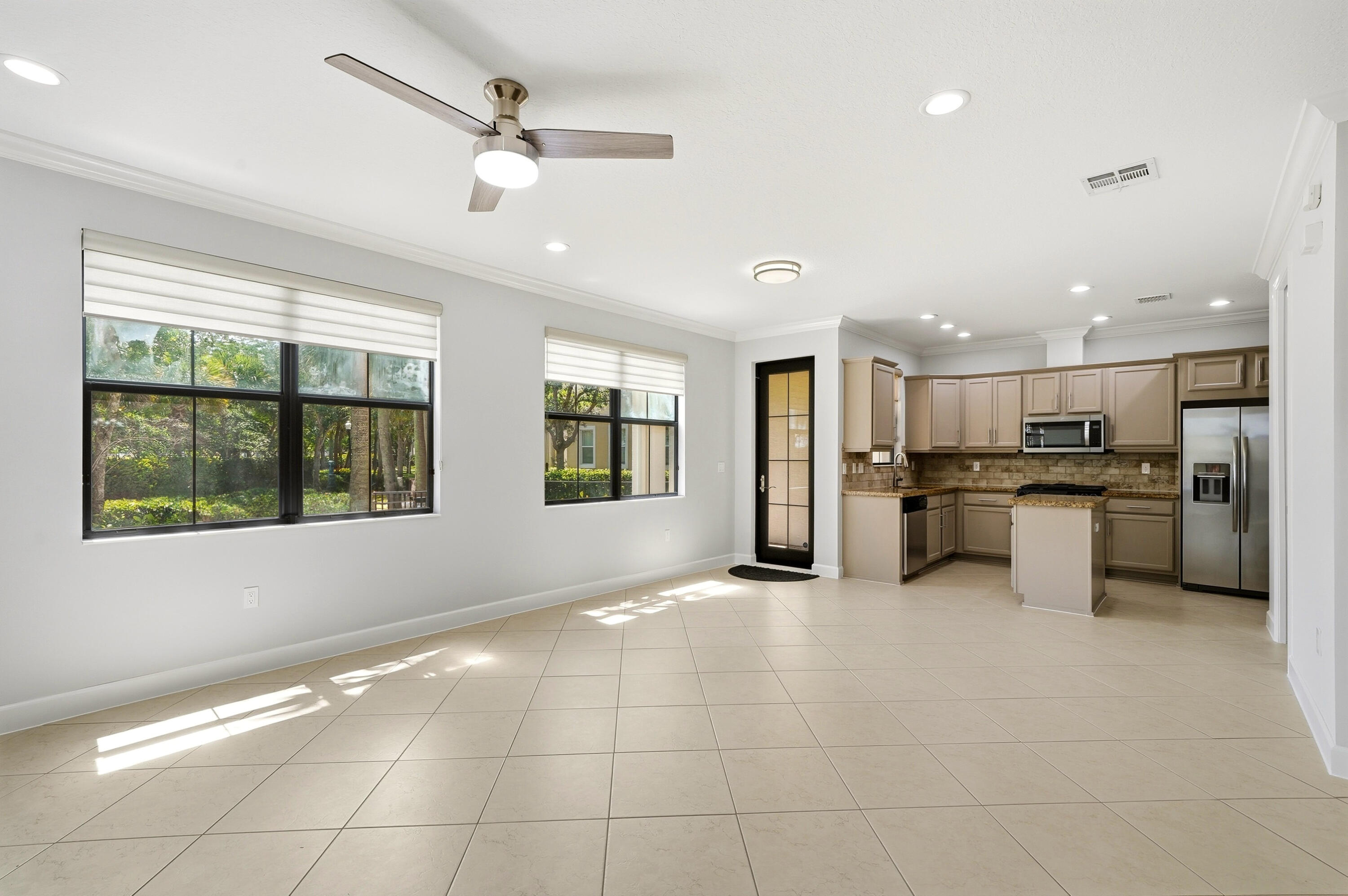 3390 NW 125th, Sunrise FL 33323