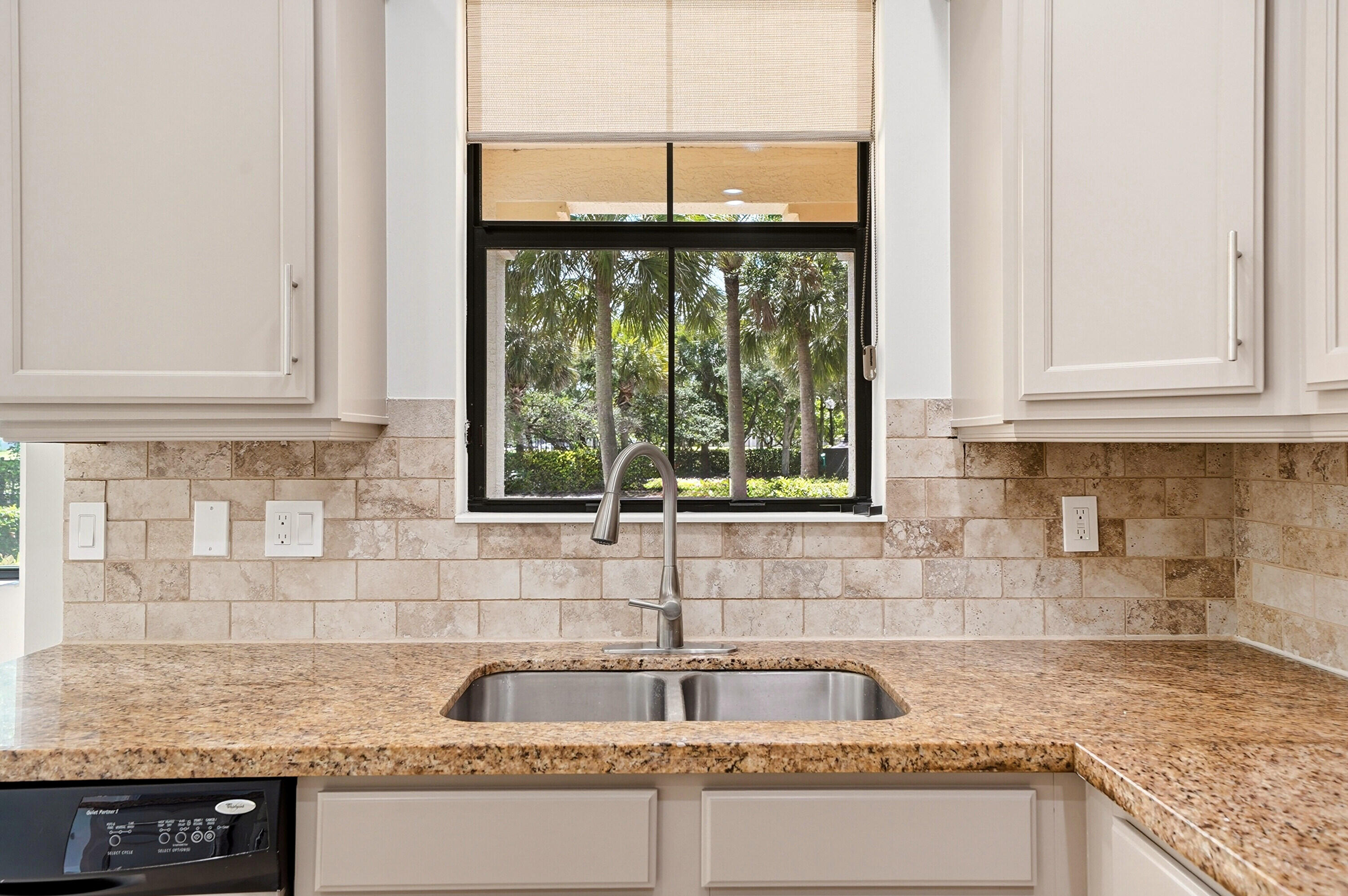 3390 NW 125th, Sunrise FL 33323