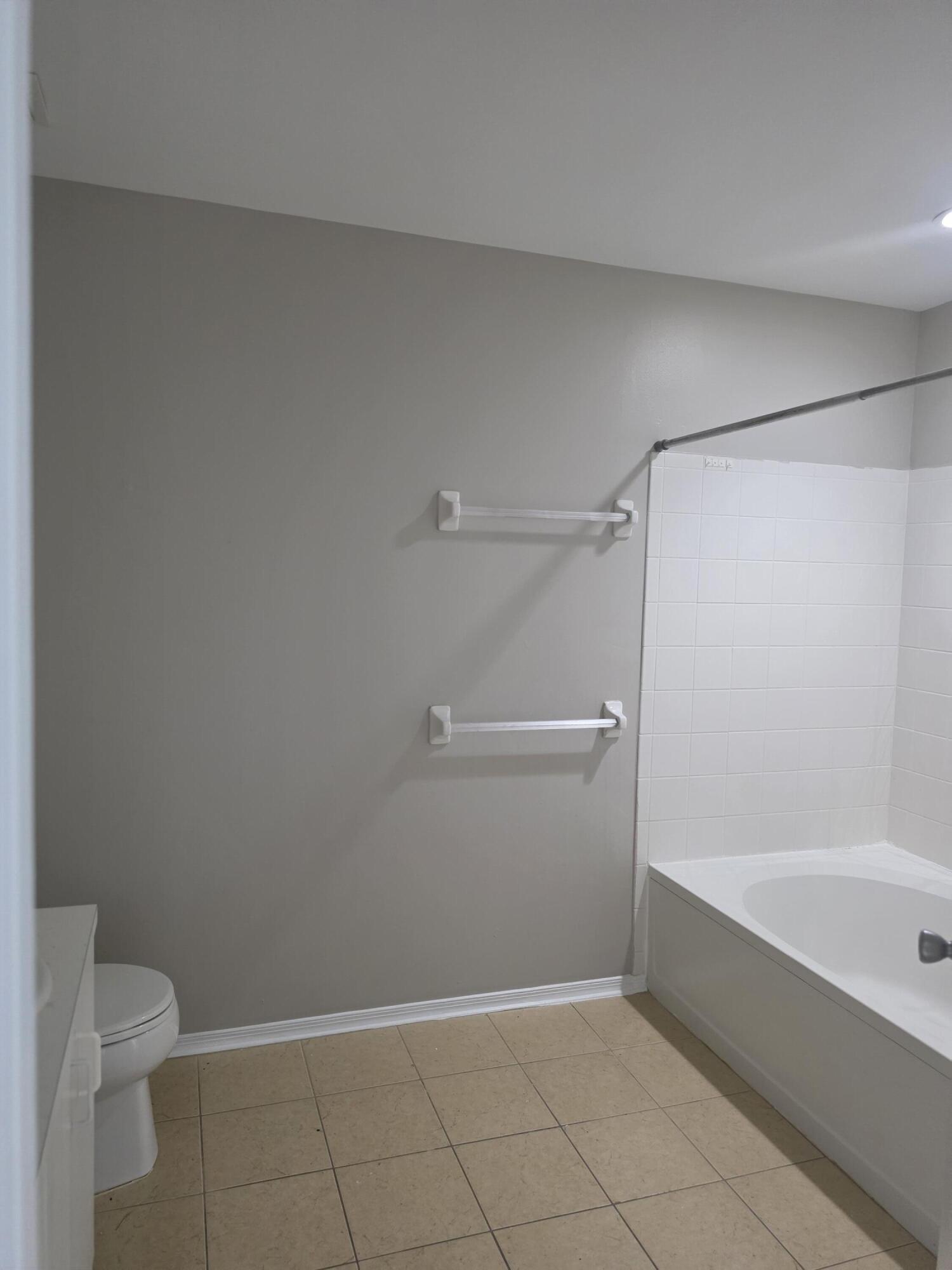 51 Whitehead #51, Weston FL 33326