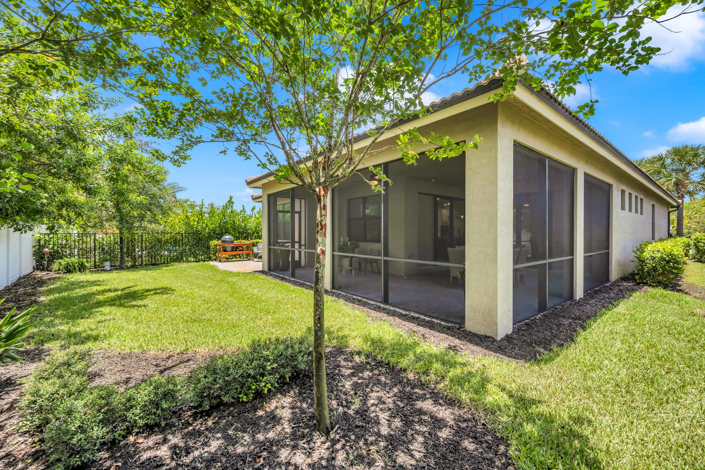 8028 NW 78th, Tamarac FL 33321